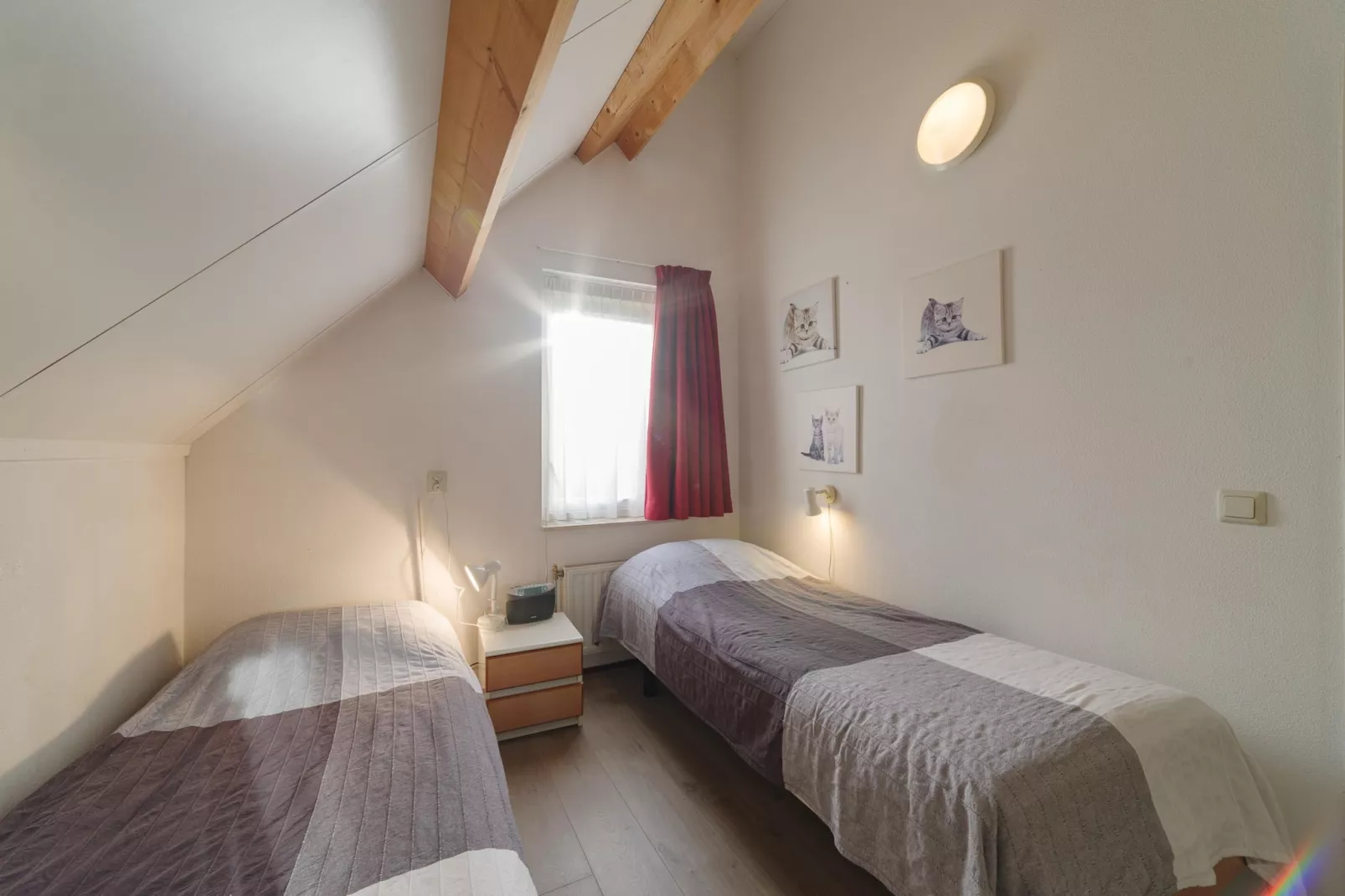 Villapark De Oesterbaai 91-Schlafzimmer