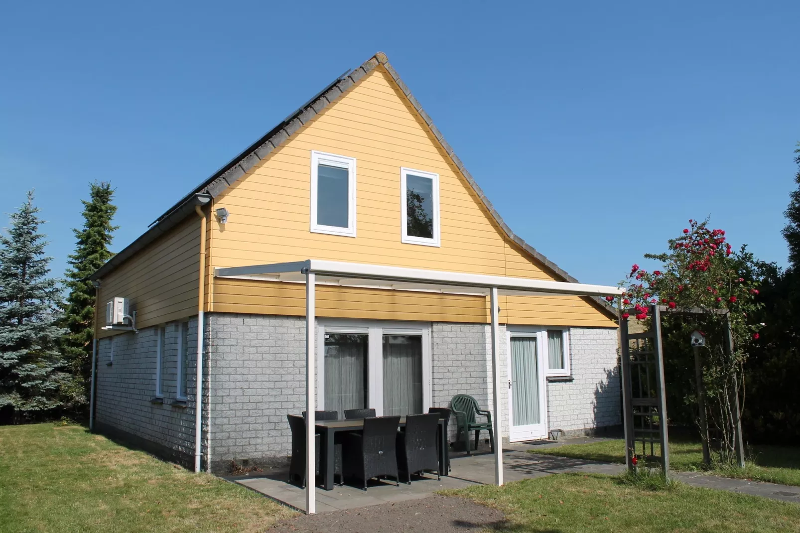 Villapark De Oesterbaai 92-Extérieur été