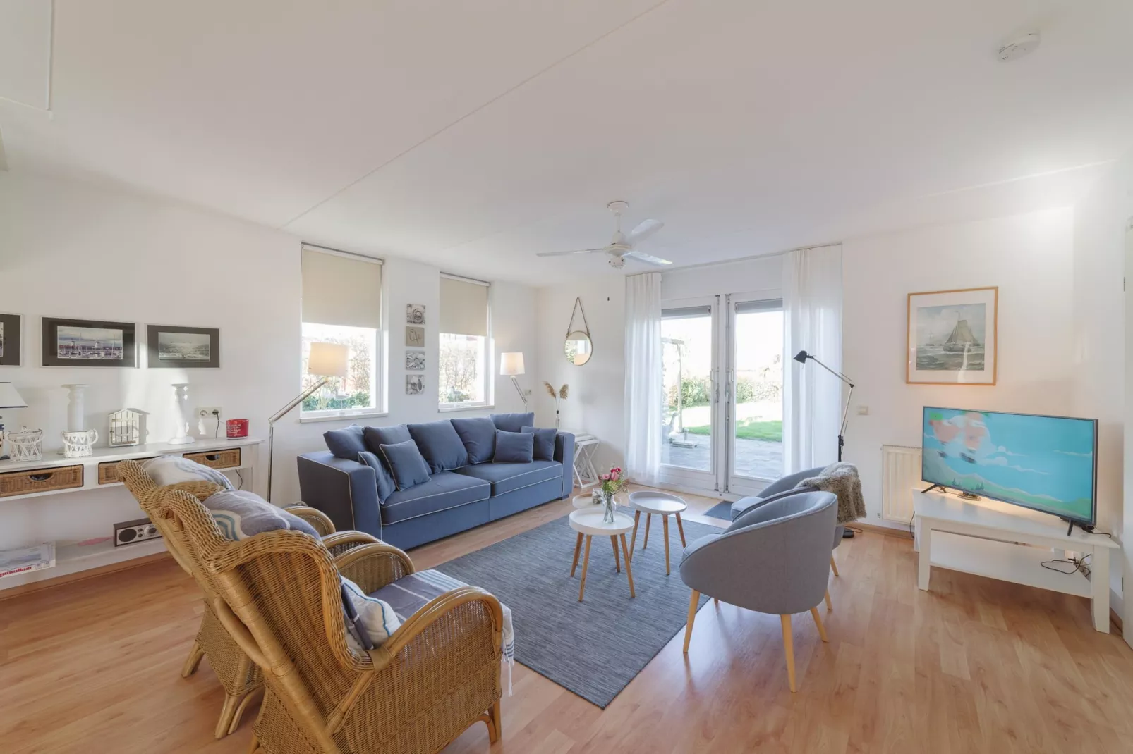 Villapark De Oesterbaai 96-Living room