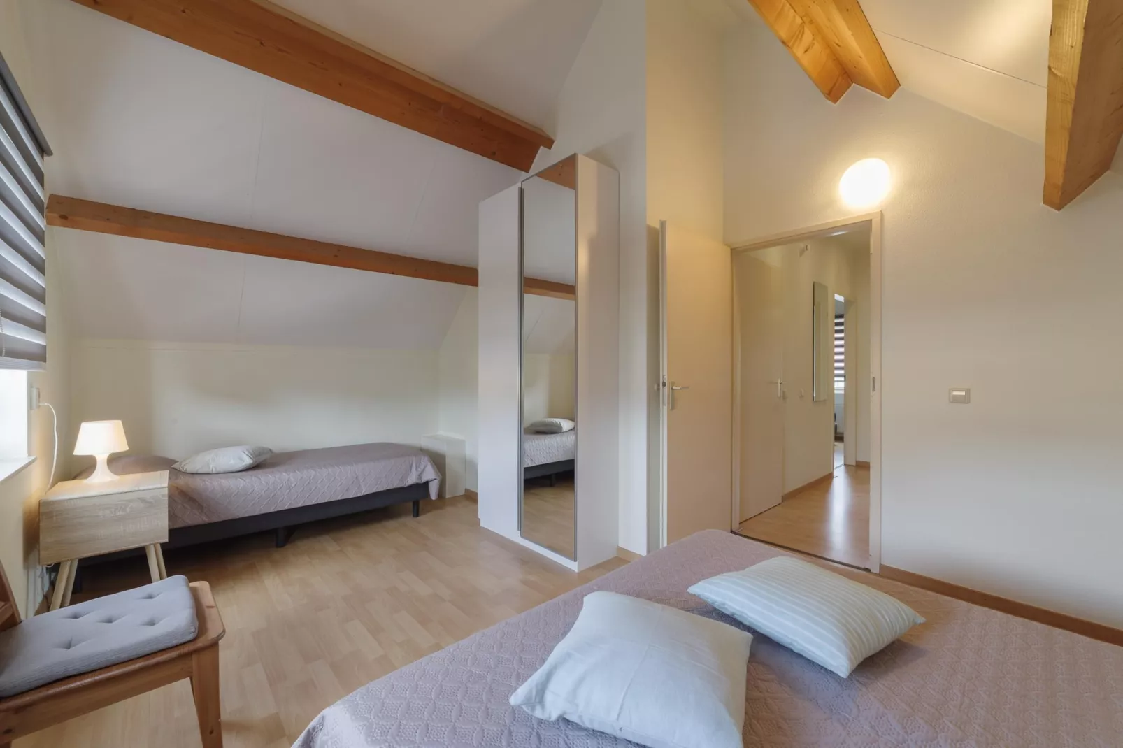 Villapark De Oesterbaai 112-Bedroom