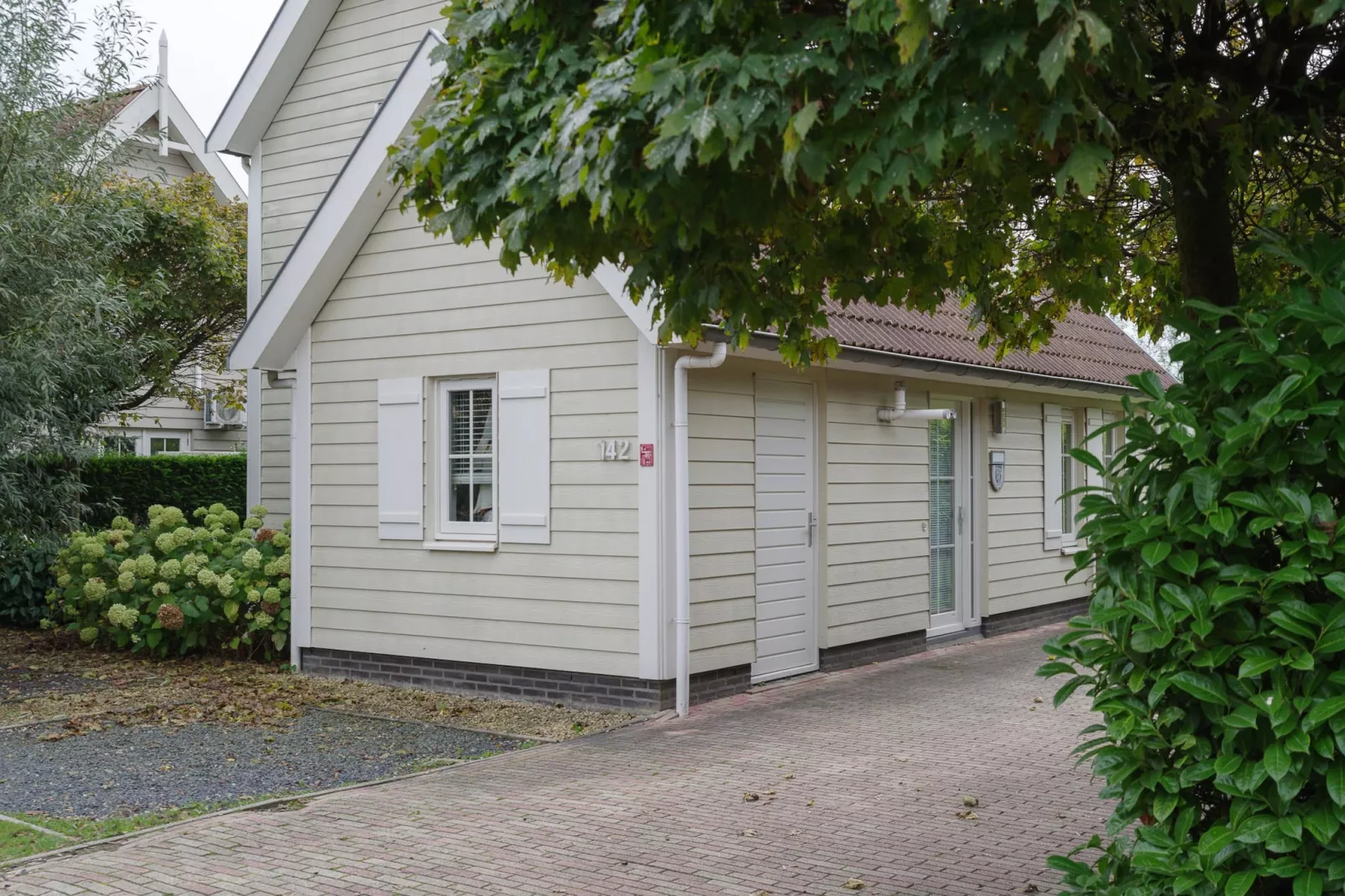Villapark De Oesterbaai 142-Parkeinrichtungen