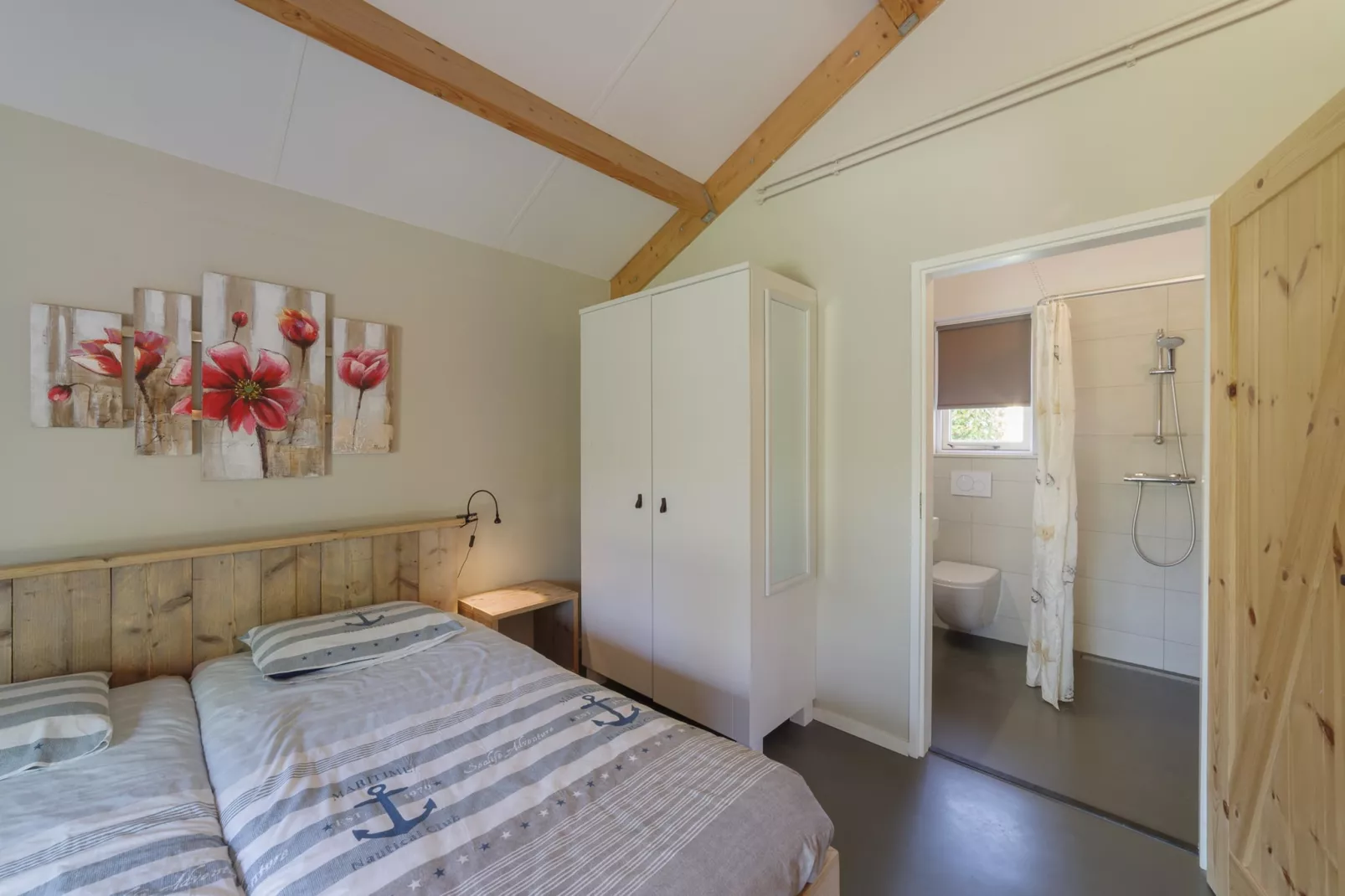Villapark De Oesterbaai 74-Chambre