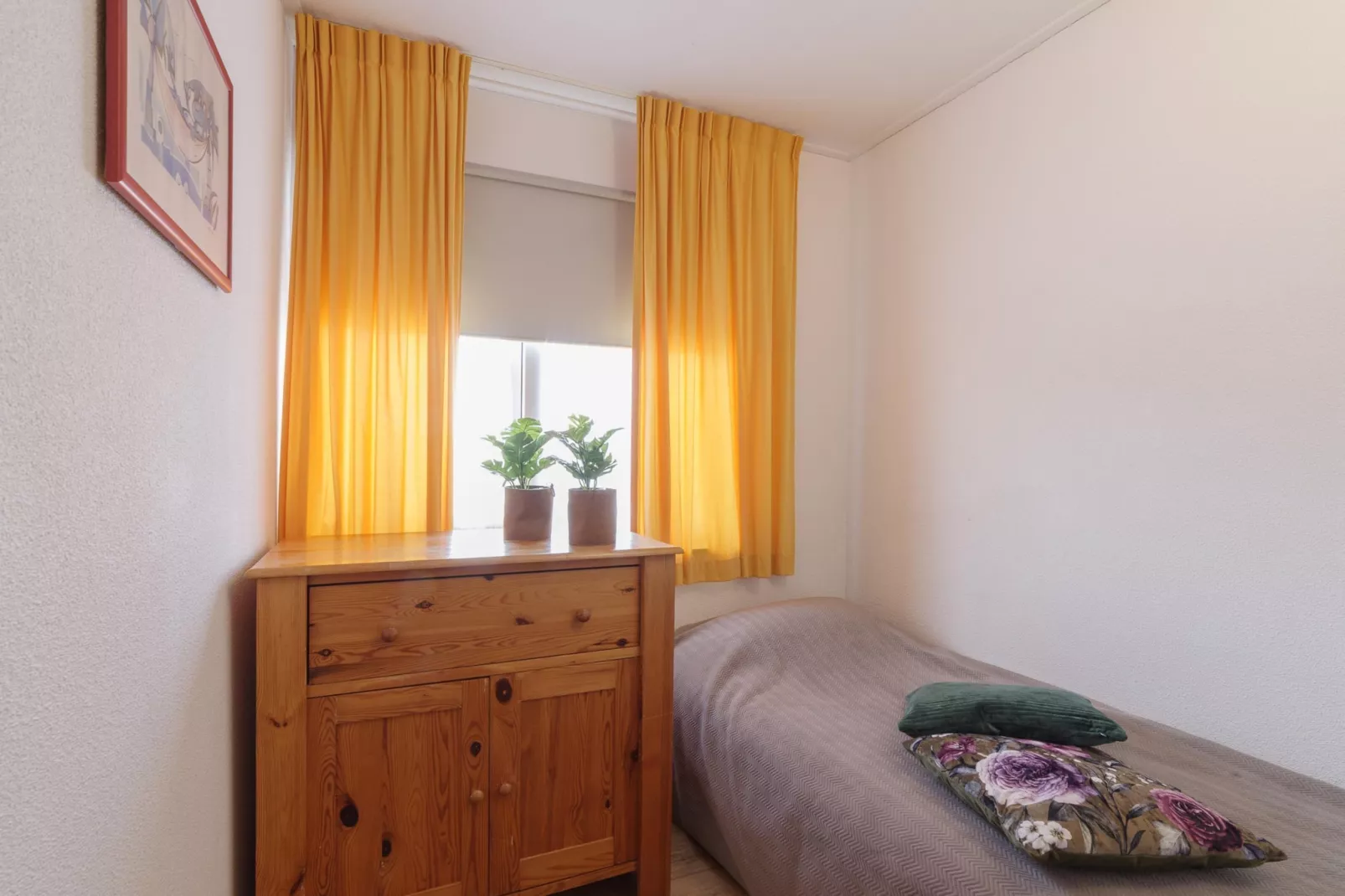 Villapark De Oesterbaai 23-Chambre