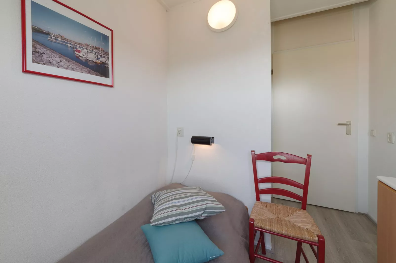 Villapark De Oesterbaai 28-Chambre