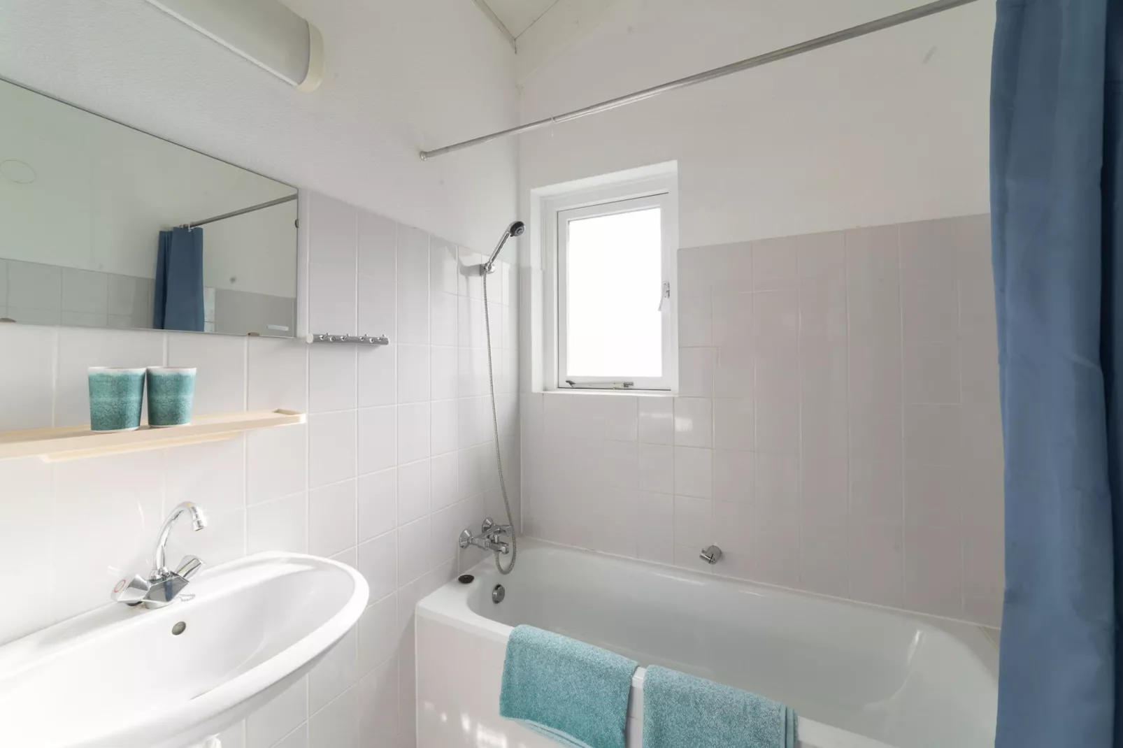Villapark De Oesterbaai 31-Bathroom