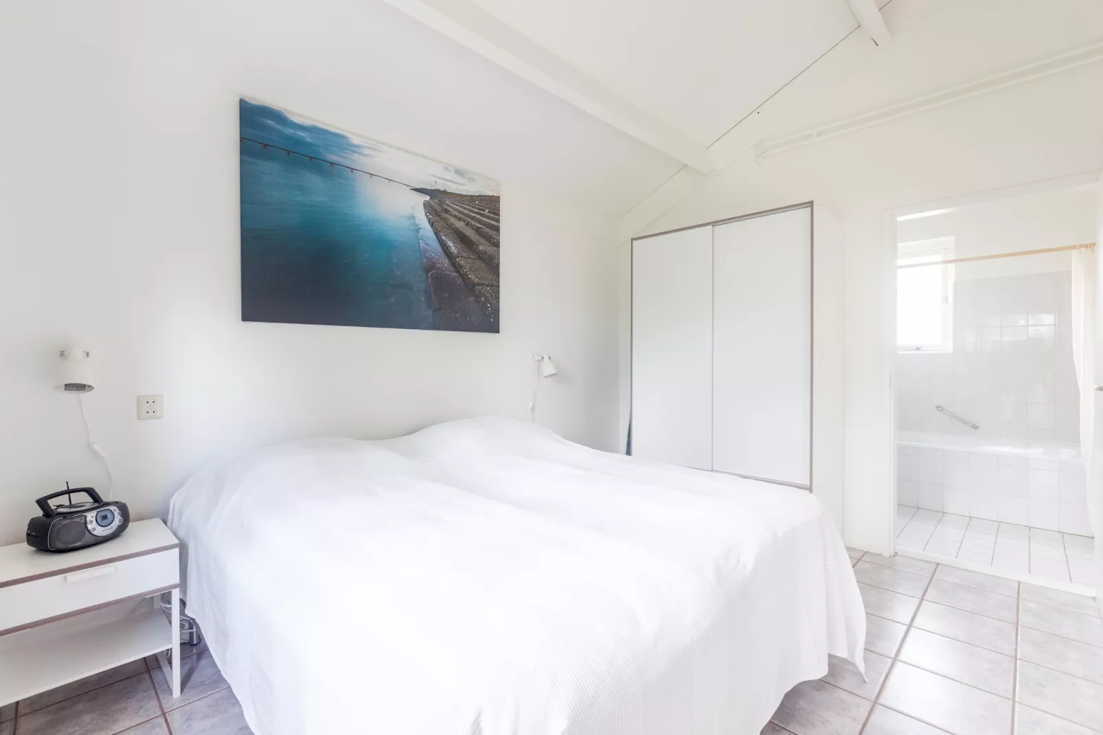 Villapark De Oesterbaai 64-Chambre