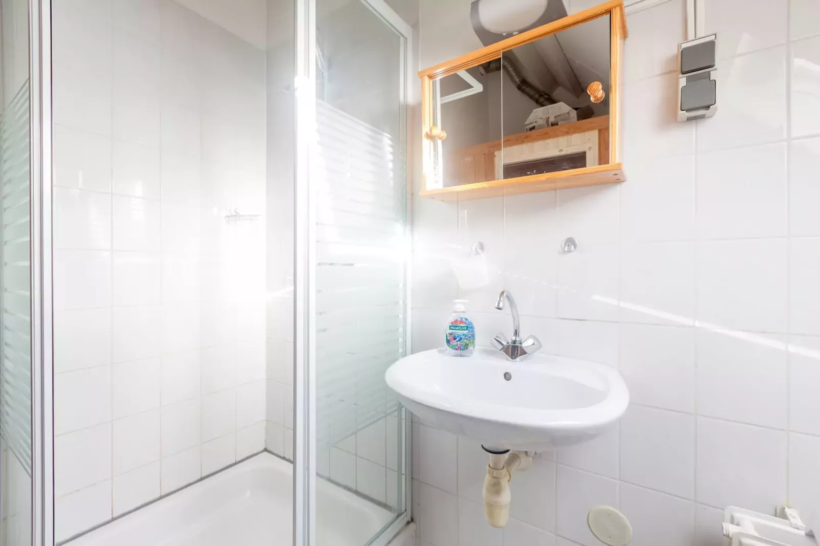 Villapark De Oesterbaai 64-Salle de bain