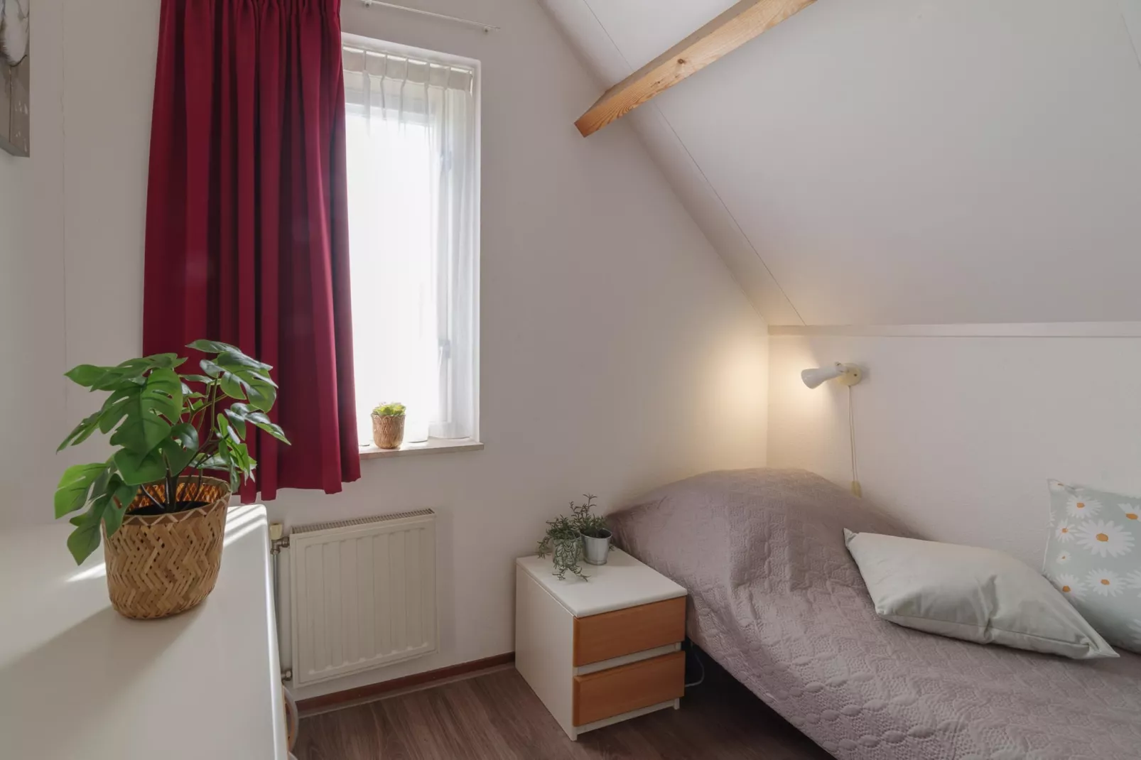 Villapark De Oesterbaai 75-Chambre