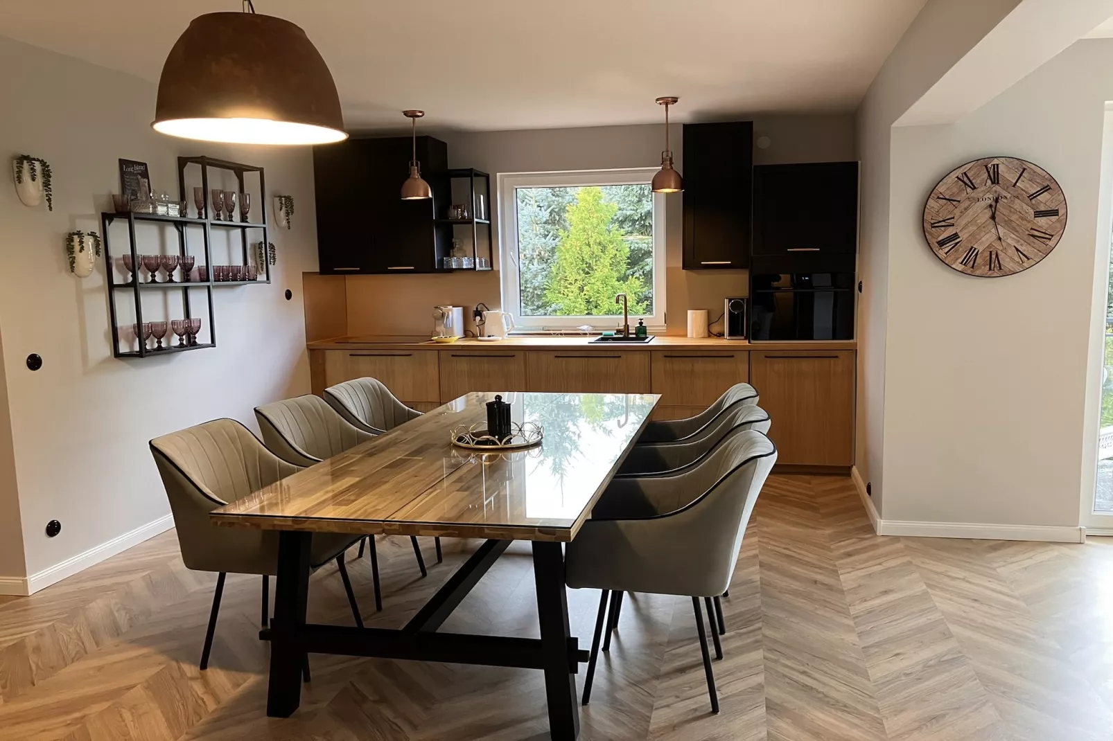 Holiday flat 2nd floor-Dining room