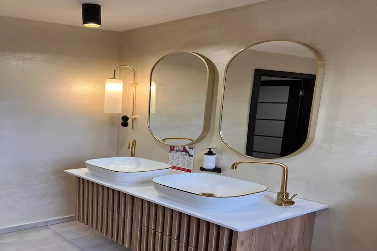 Holiday flat 2nd floor-Bathroom