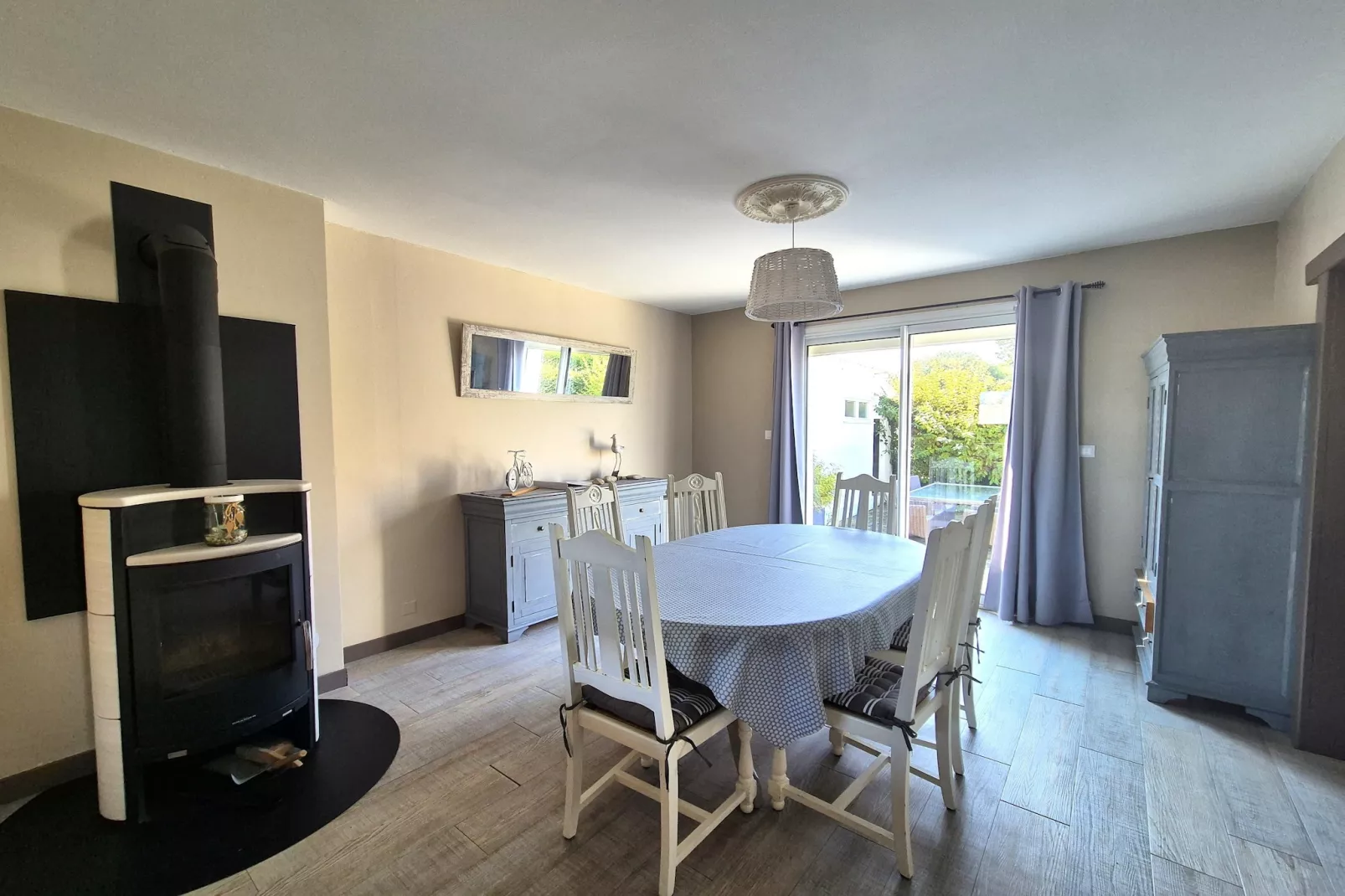 Maison de vacances Trélévern-Salle à manger