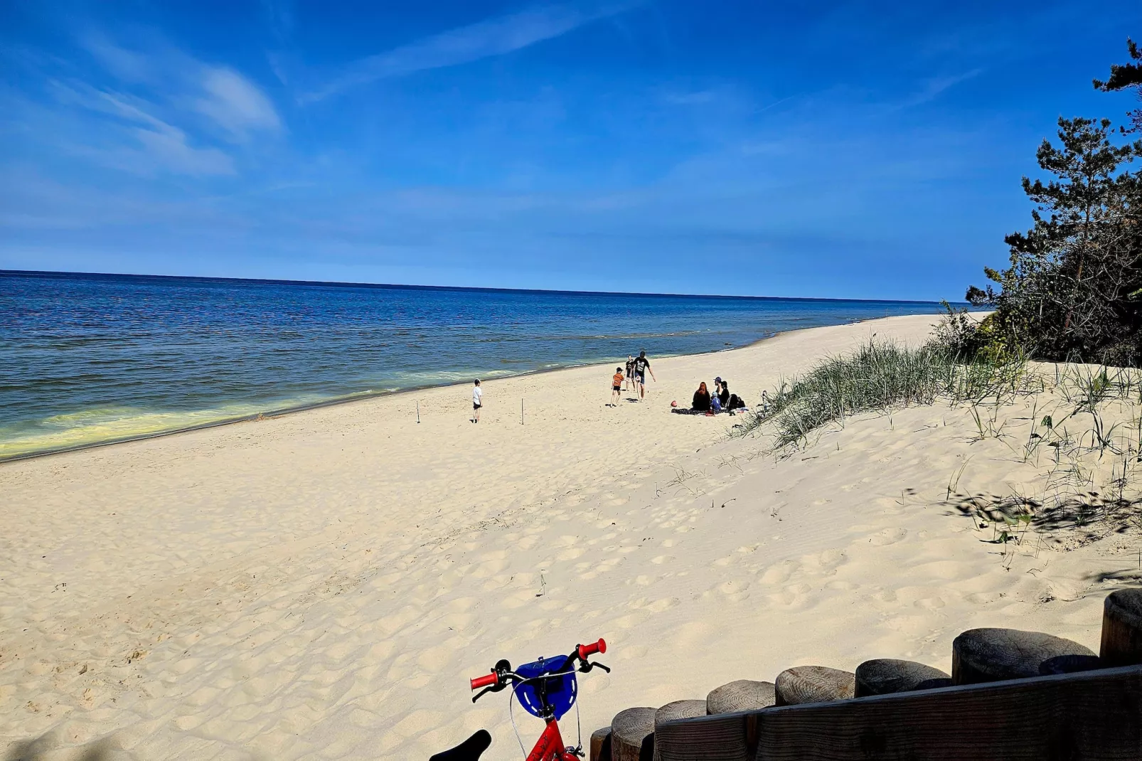 Dom z basenem dla 8 osób Kołczewo-Areas summer 5km