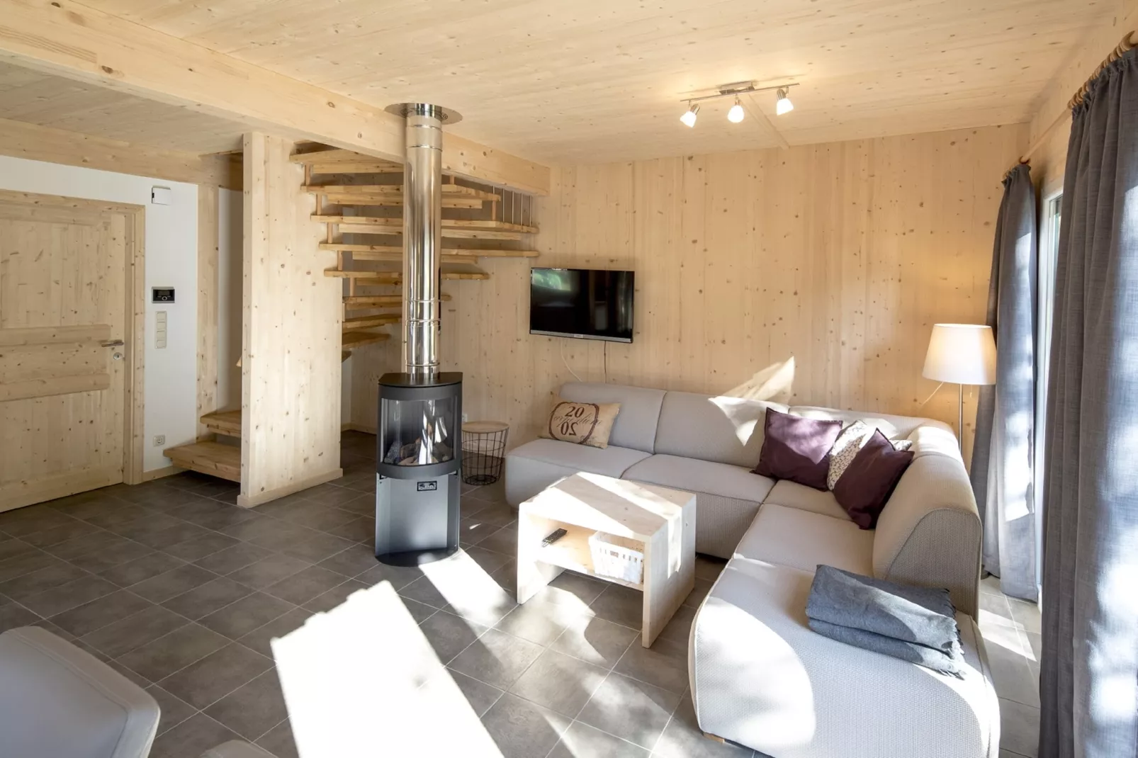 Kreischberg Chalets 43a-Living room