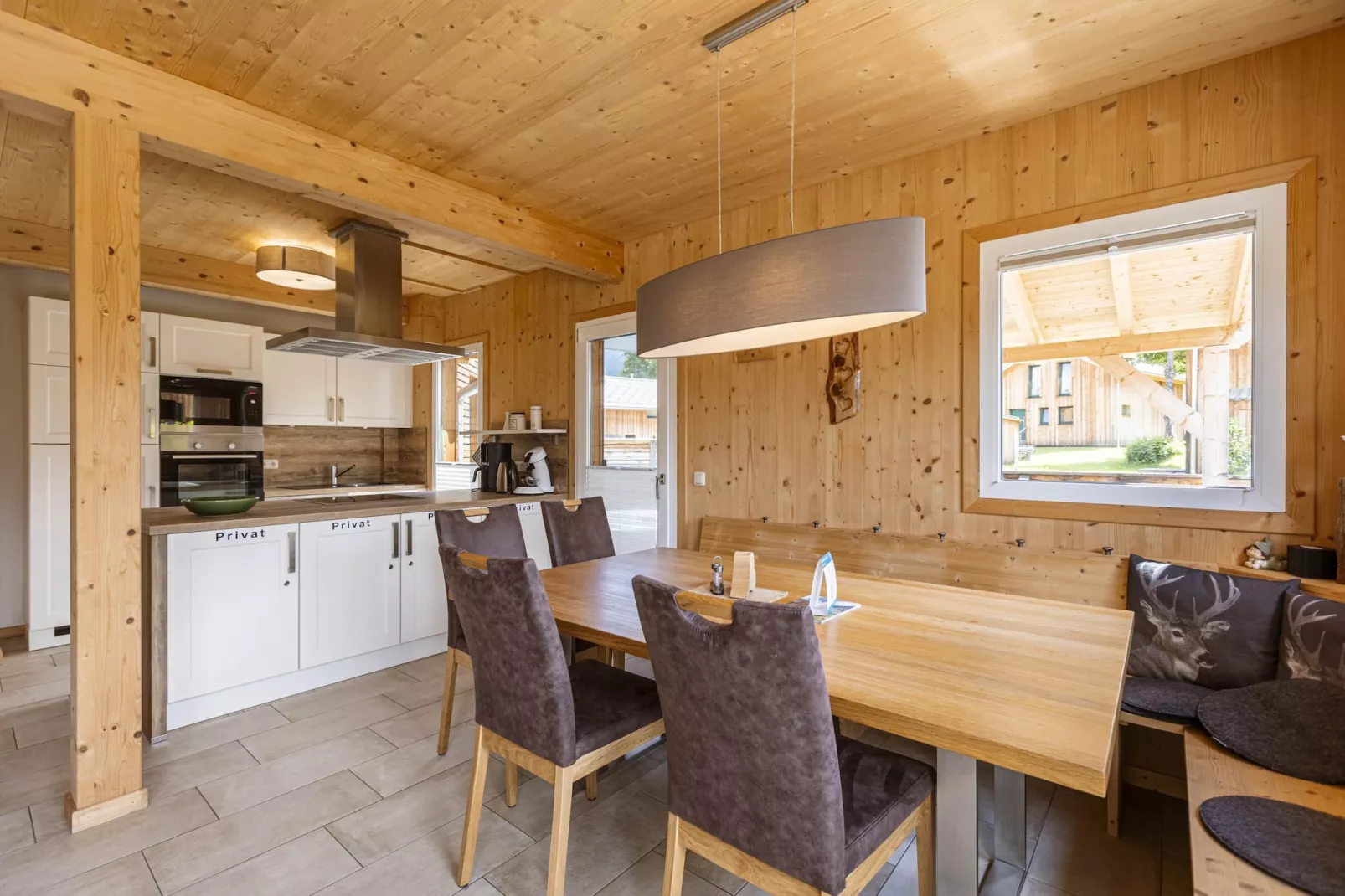 Kreischberg Chalets 46-Dining room