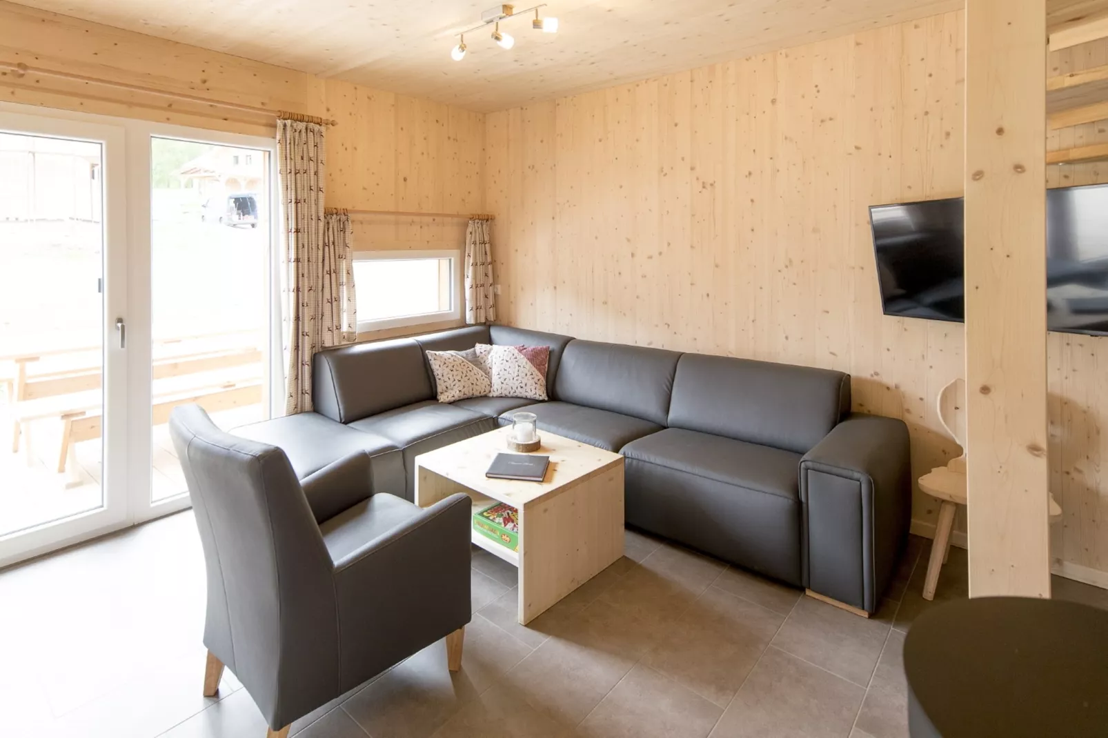 Kreischberg Chalet 32b-Living room