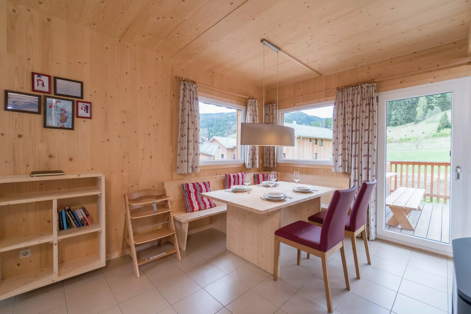 Kreischberg Chalets 32a-Dining room