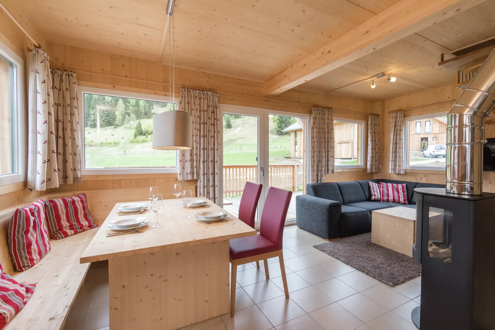 Kreischberg Chalets 32a-Dining room