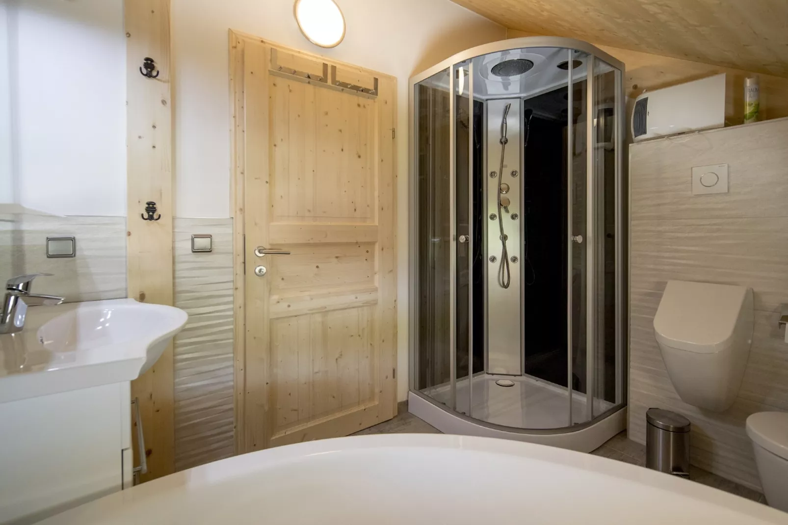 Kreischberg Chalets 48-Bathroom