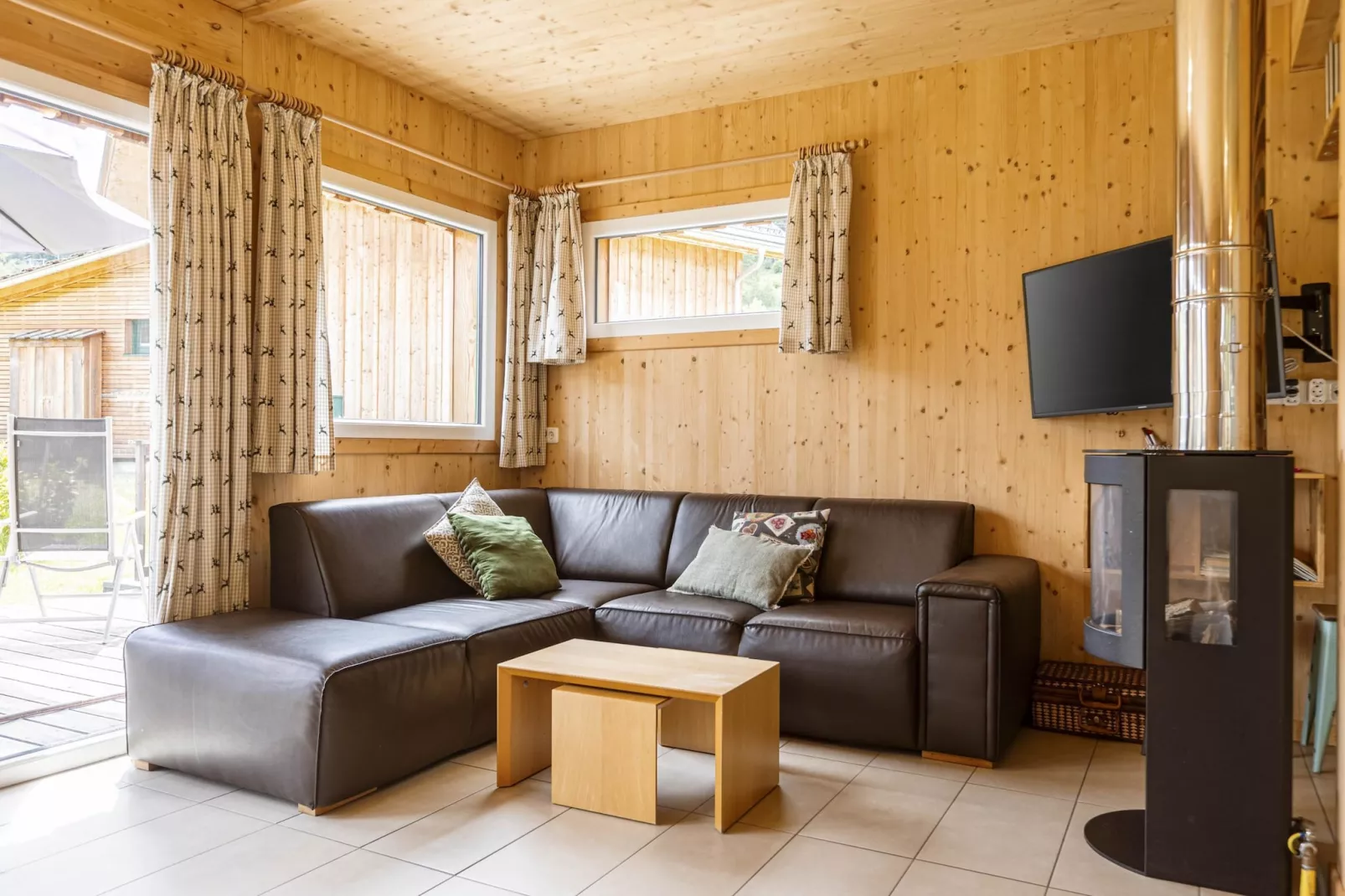 Kreischberg Chalets 39-Living room