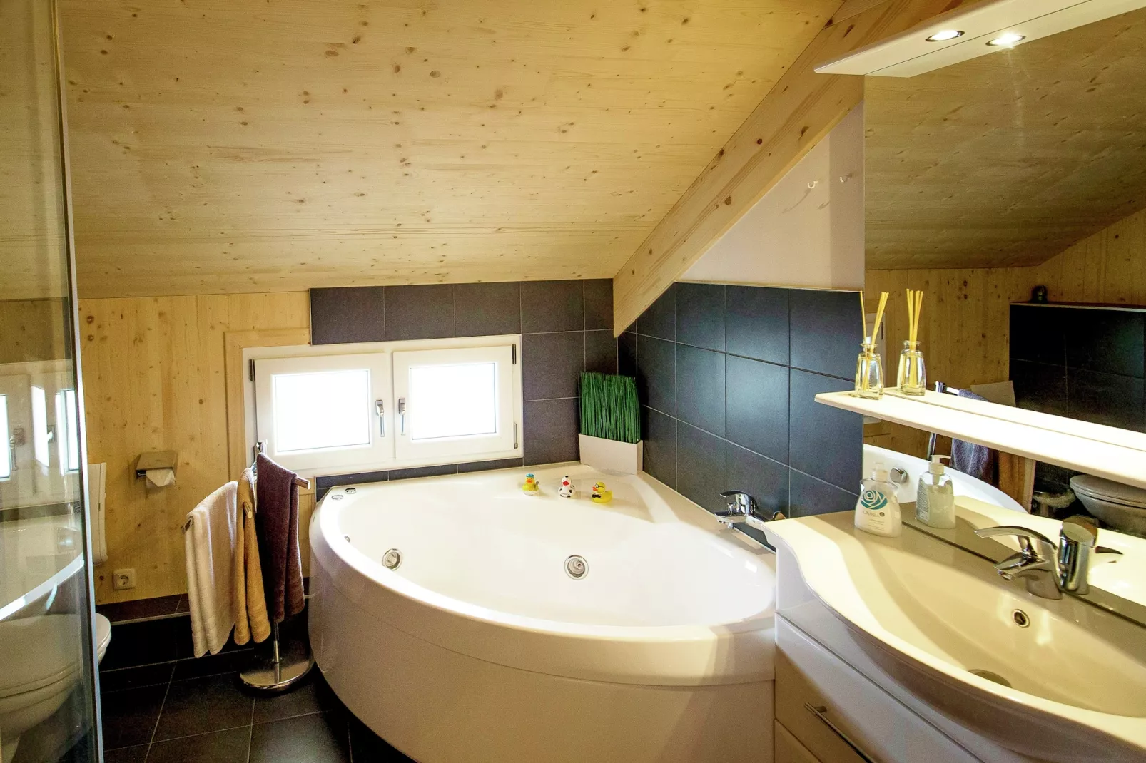 Kreischberg Chalets 40a-Badezimmer