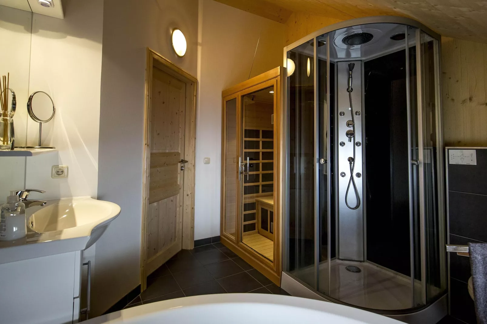Kreischberg Chalets 40a-Badezimmer