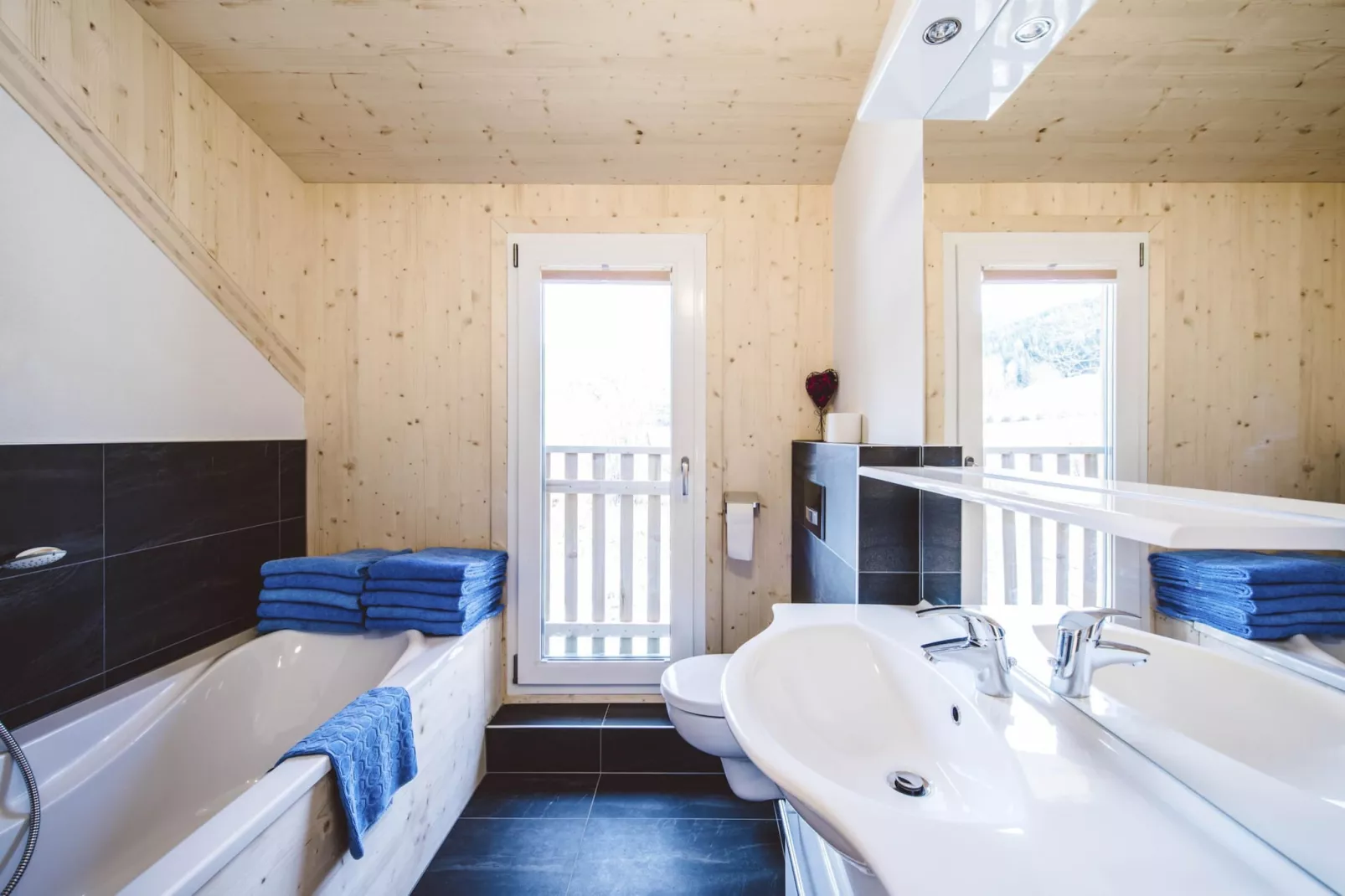 Kreischberg Chalets 62b-Bathroom