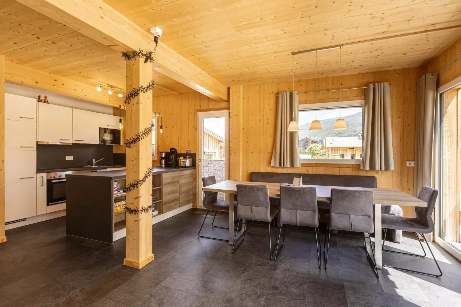 Kreischberg Chalets 49b-Dining room