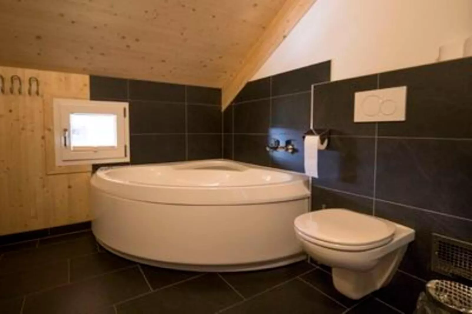 Kreischberg Chalets 63b-Bathroom