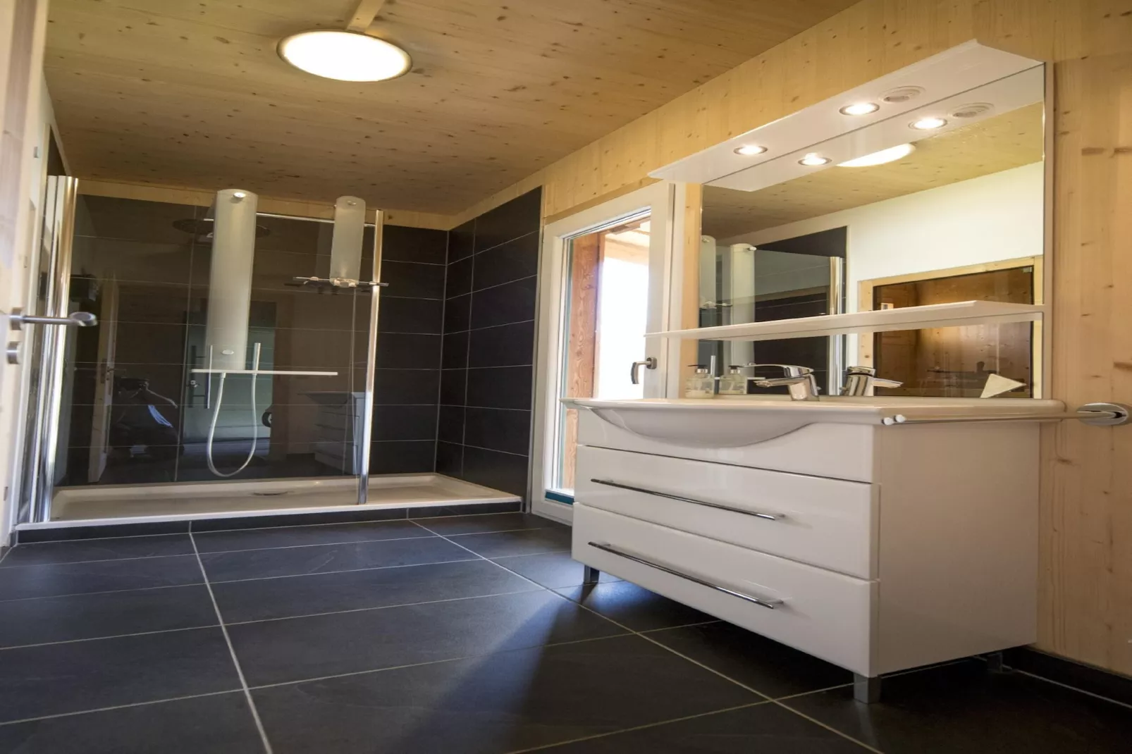 Kreischberg Chalets 64a-Bathroom
