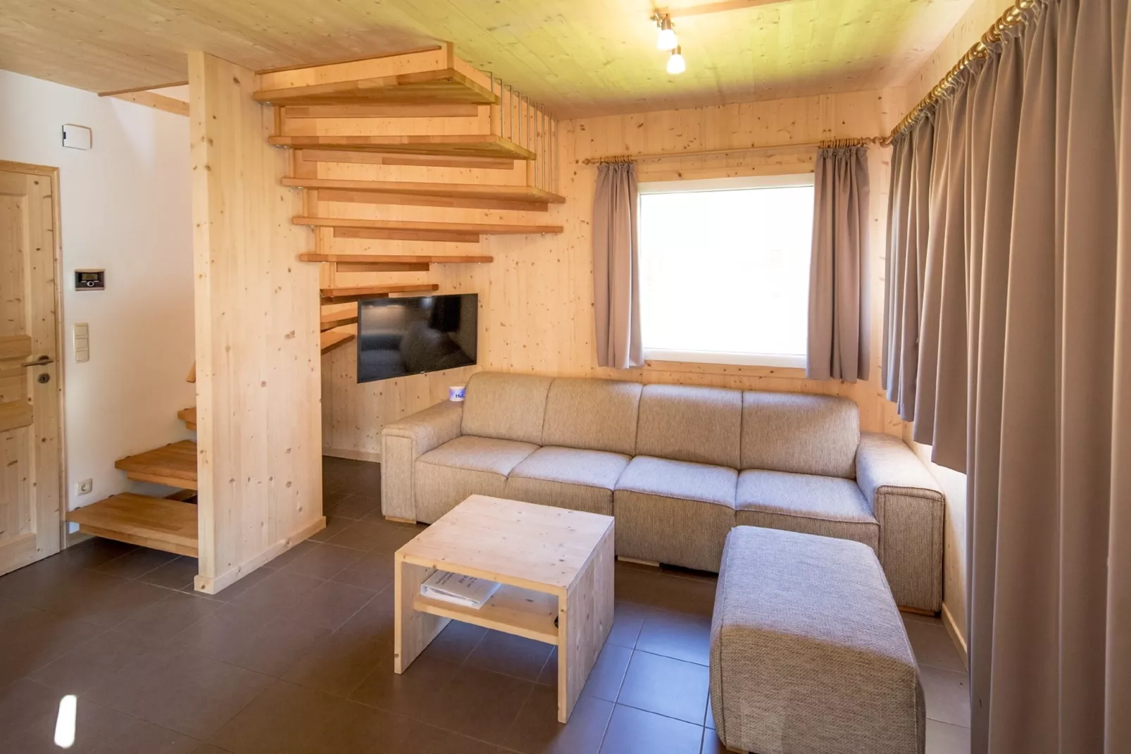 Kreischberg Chalets 44a-Living room