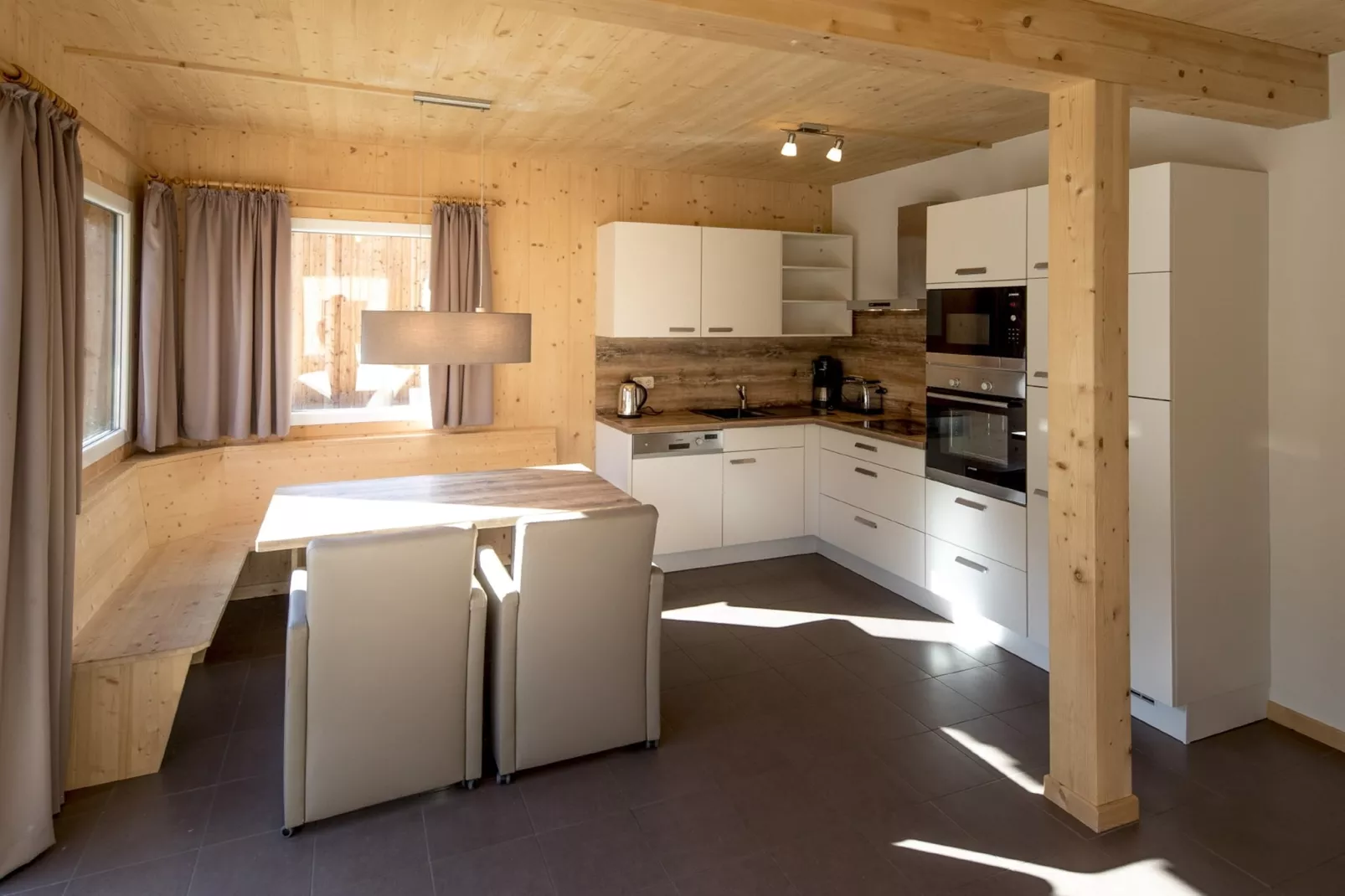Kreischberg Chalets 44a-Dining room
