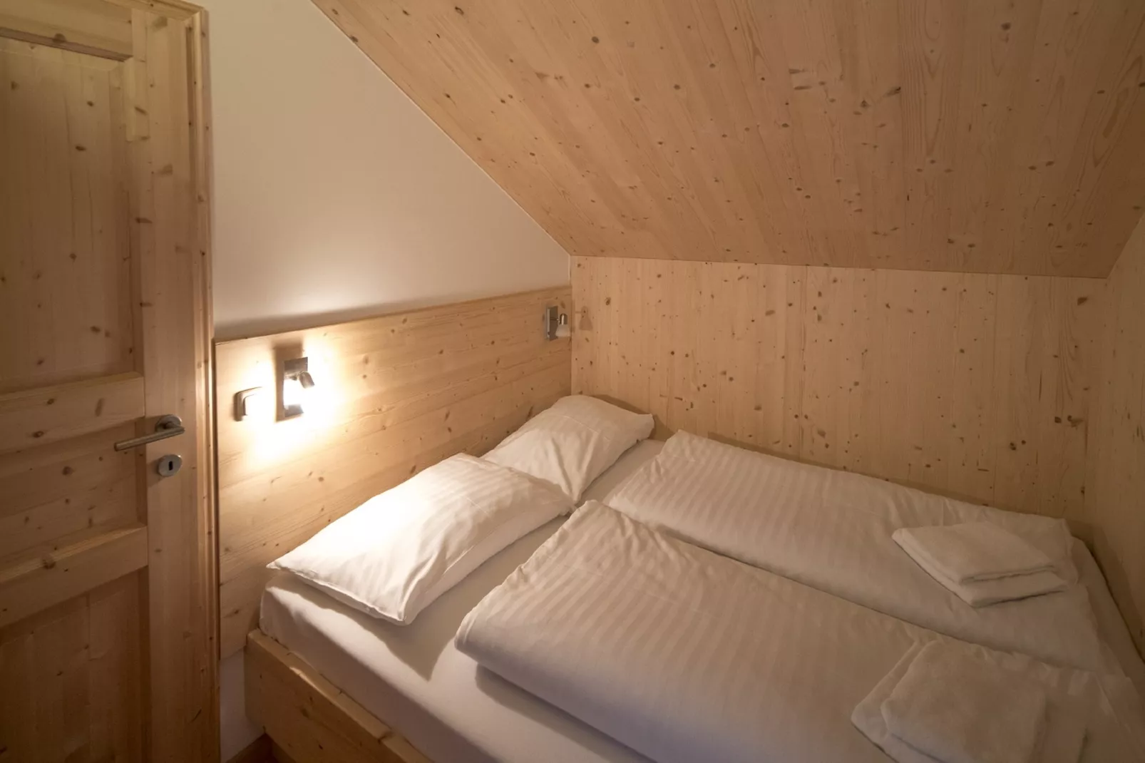 Kreischberg Chalets 44a-Bedroom