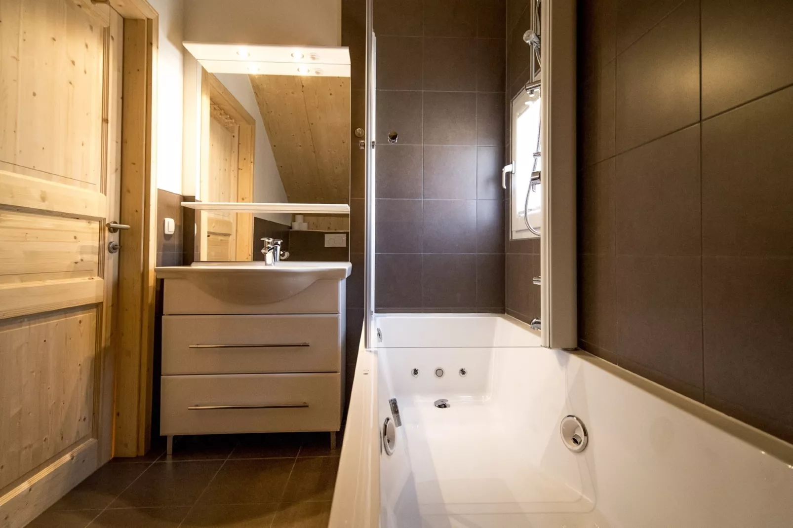 Kreischberg Chalets 44a-Bathroom