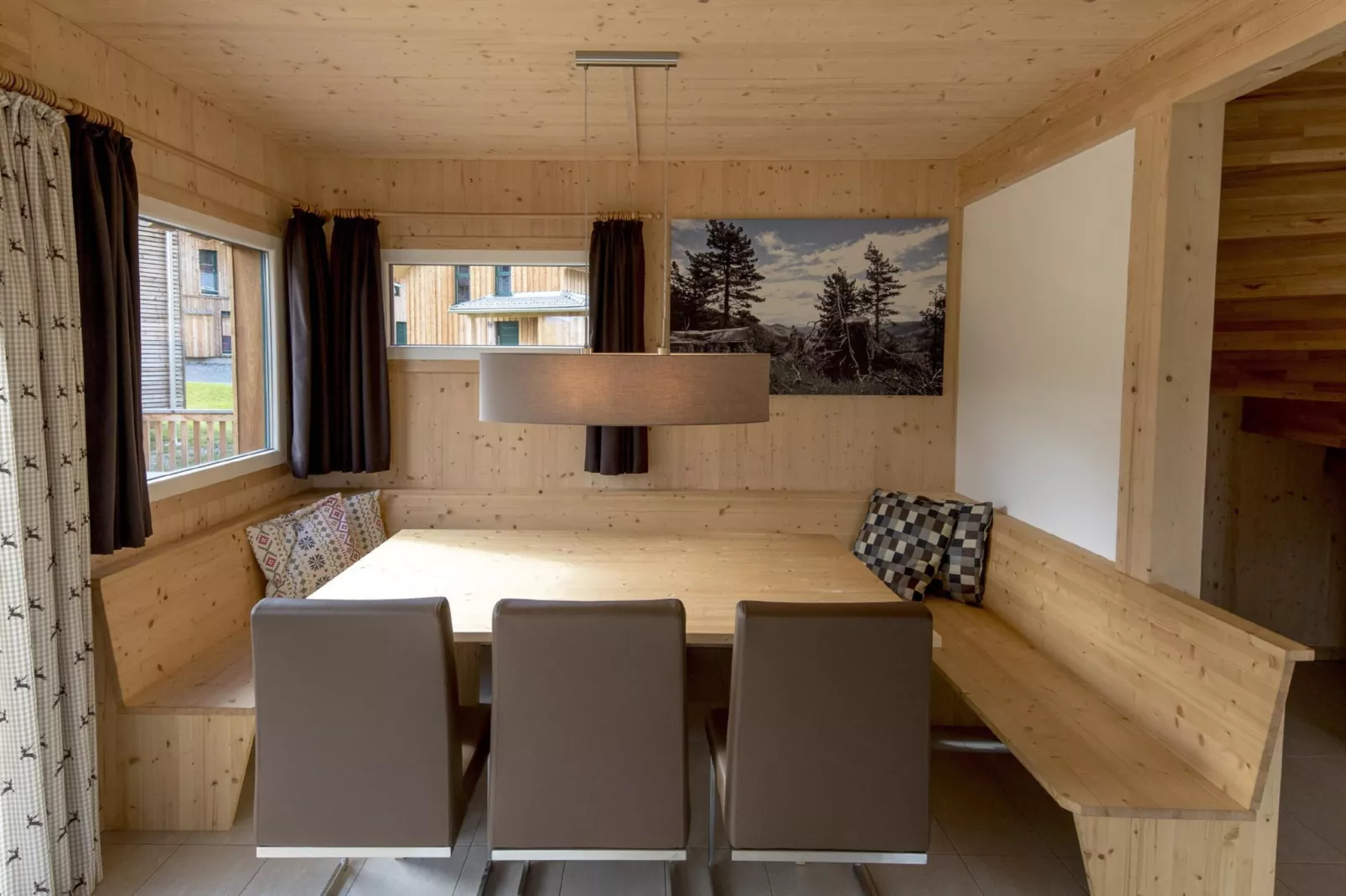 Kreischberg Chalets 66-Dining room