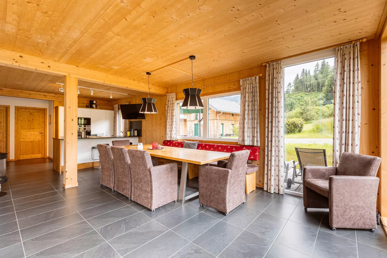 Kreischberg Chalets 26-Dining room