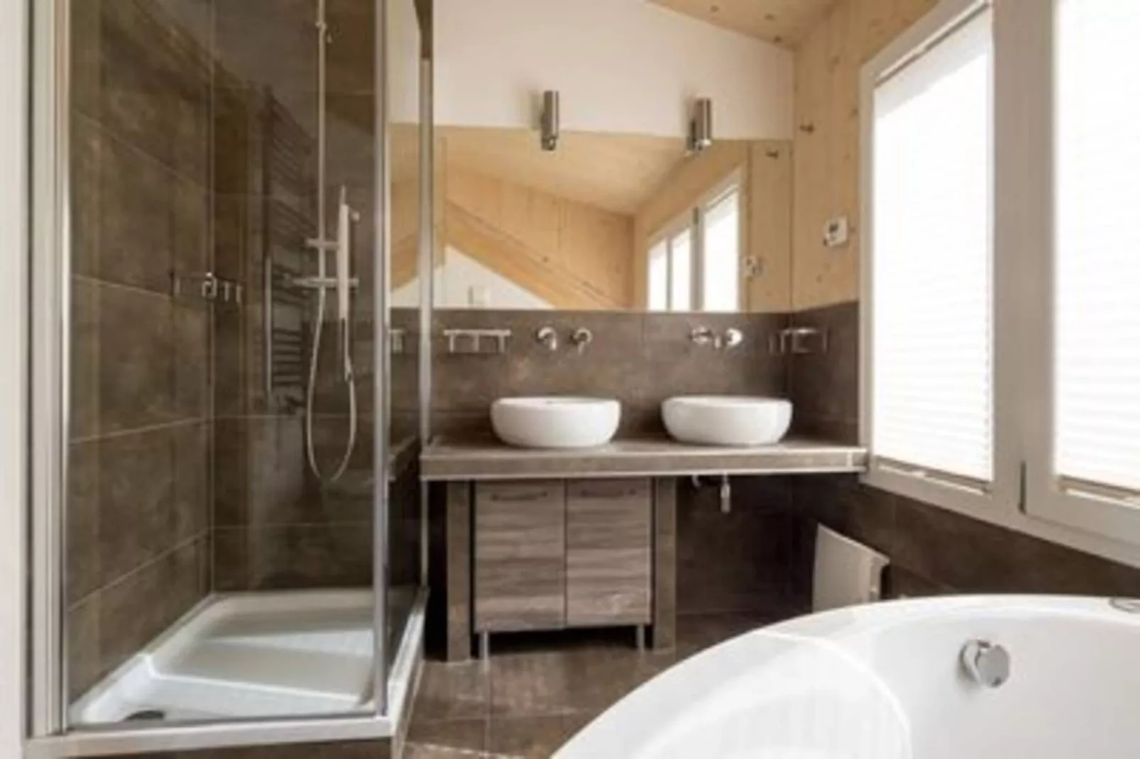 Kreischberg Chalets 56-Bathroom