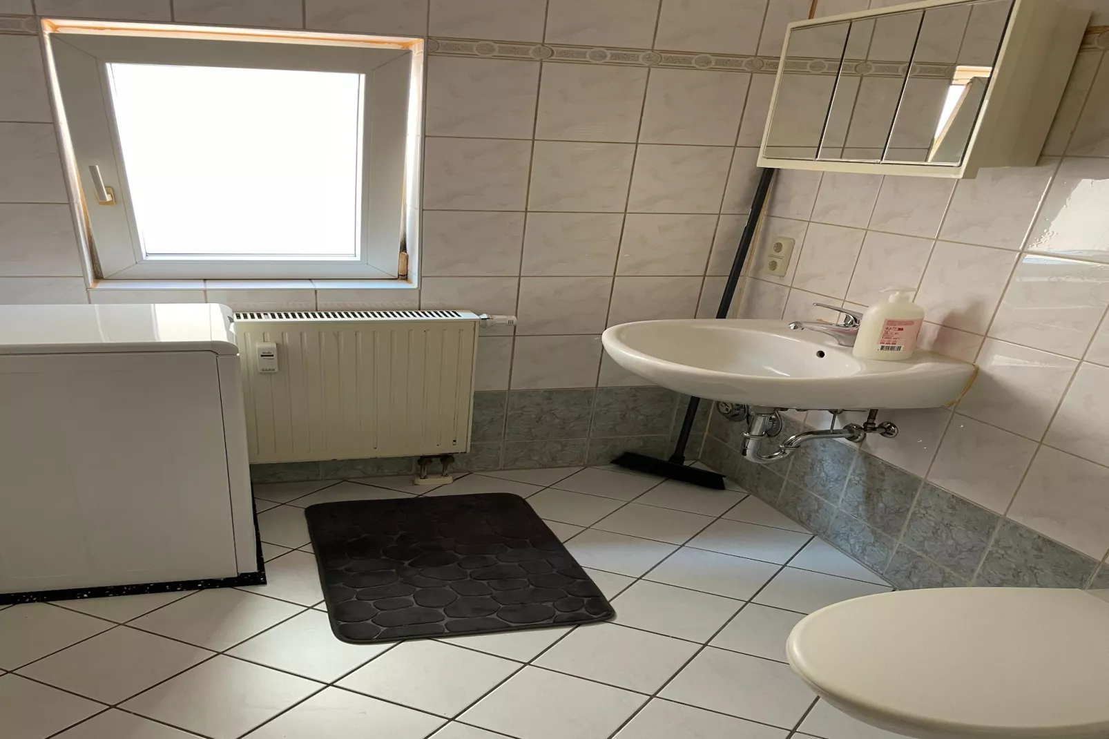 Apartment Eilenburg-Bathroom