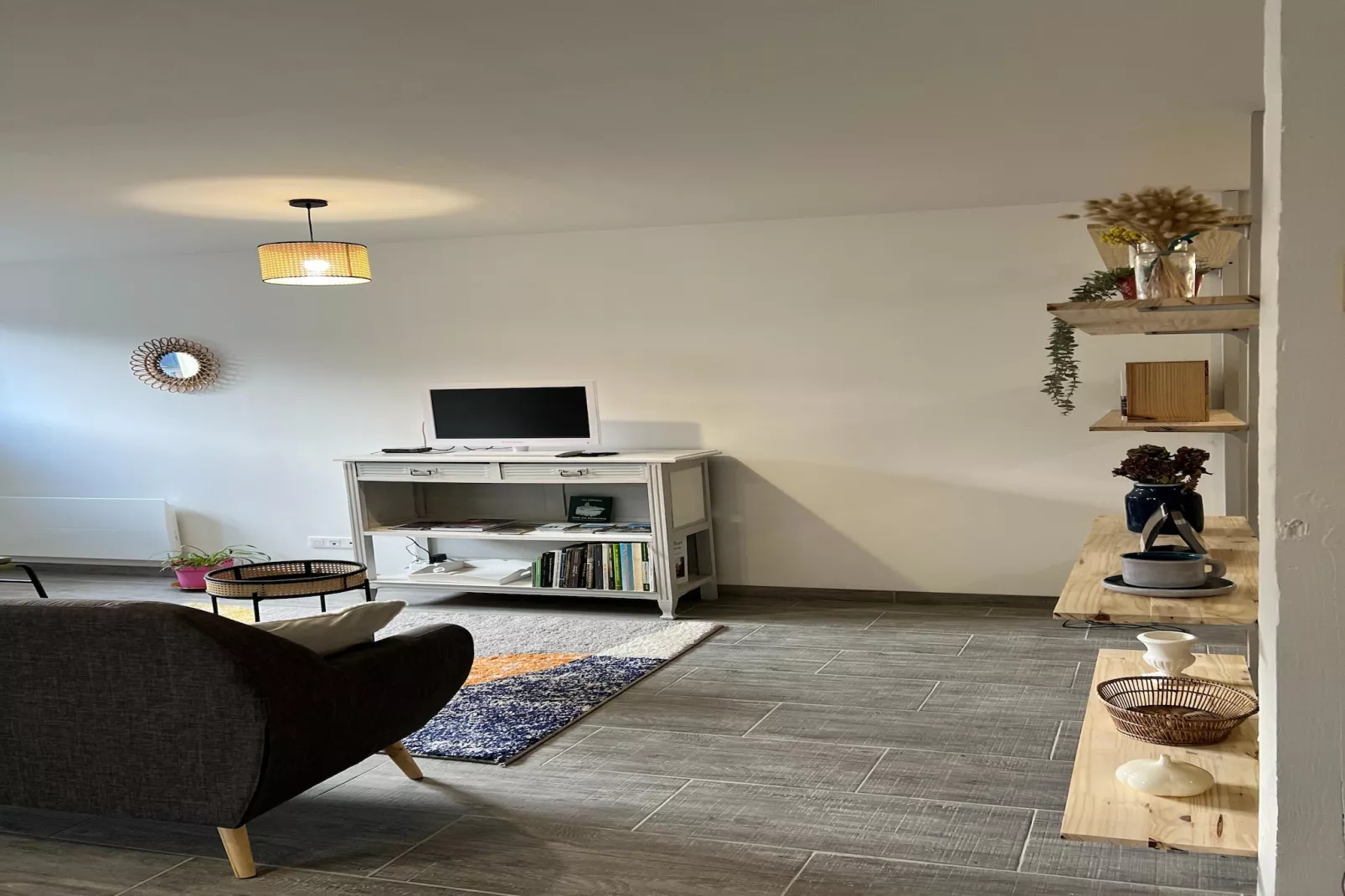 Le Phenix-Living room