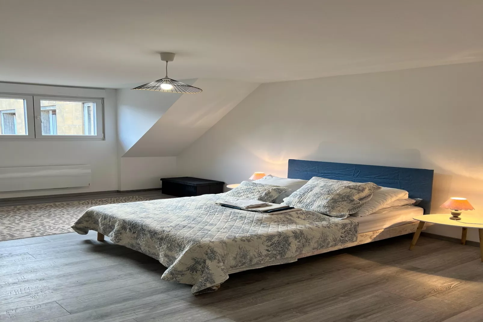 Le Phenix-Bedroom