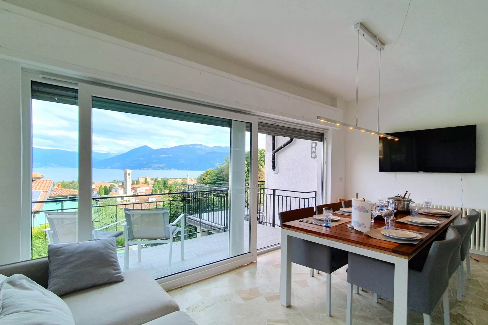 BIA-Living room