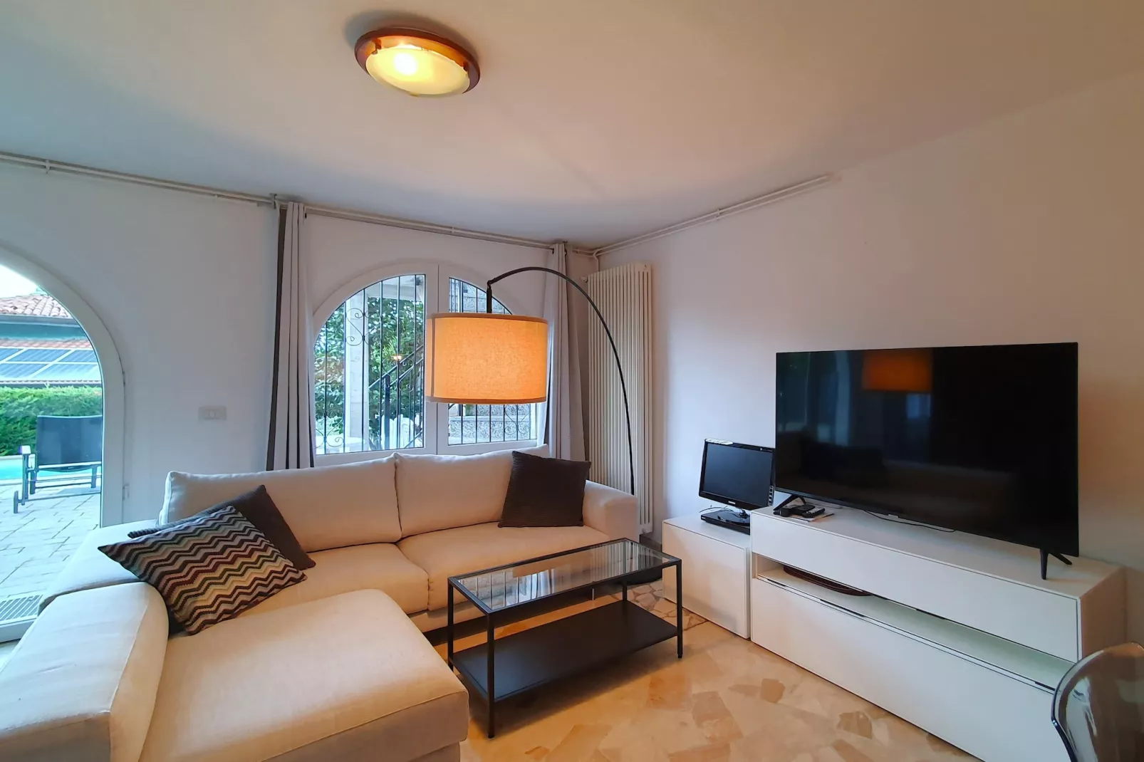 BIA-Living room