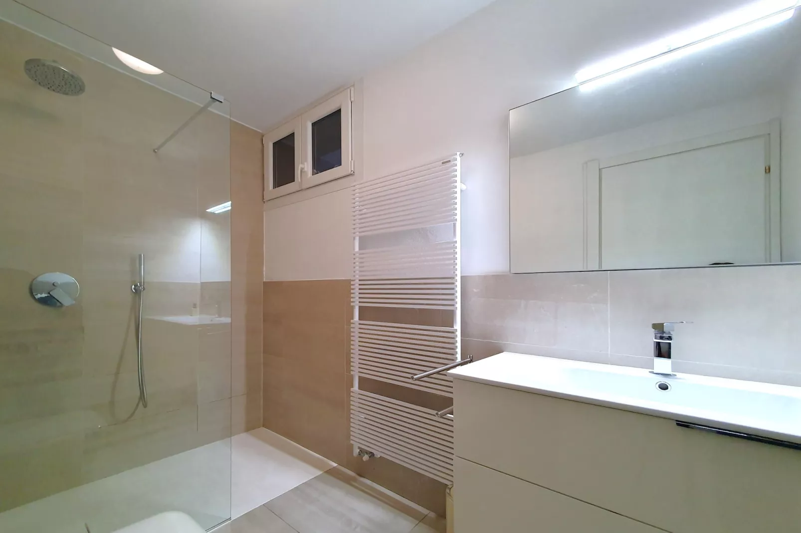BIA-Bathroom