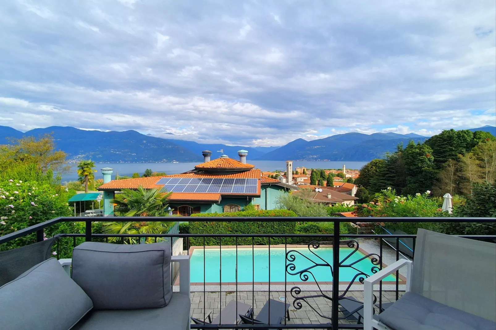 BIA-Terrace balcony