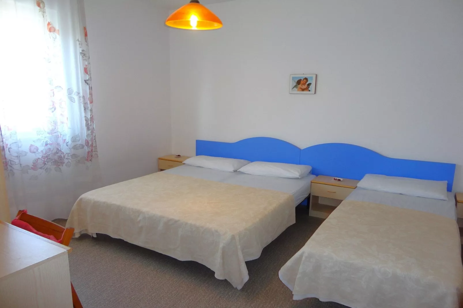Miramare 6/17-Bedroom