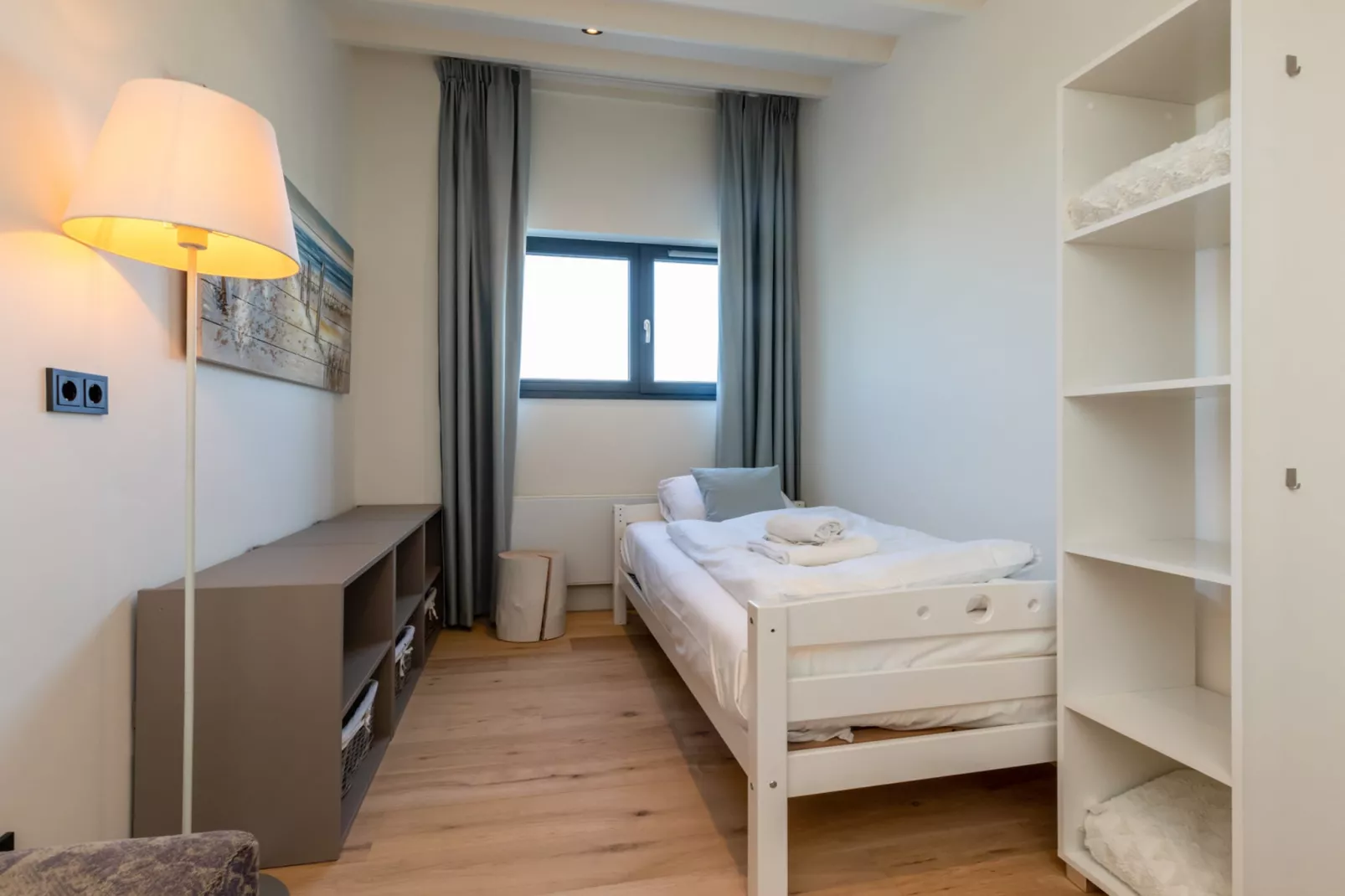 Lepelblad 42 en 44  Nieuwvliet-Bad-Bedroom