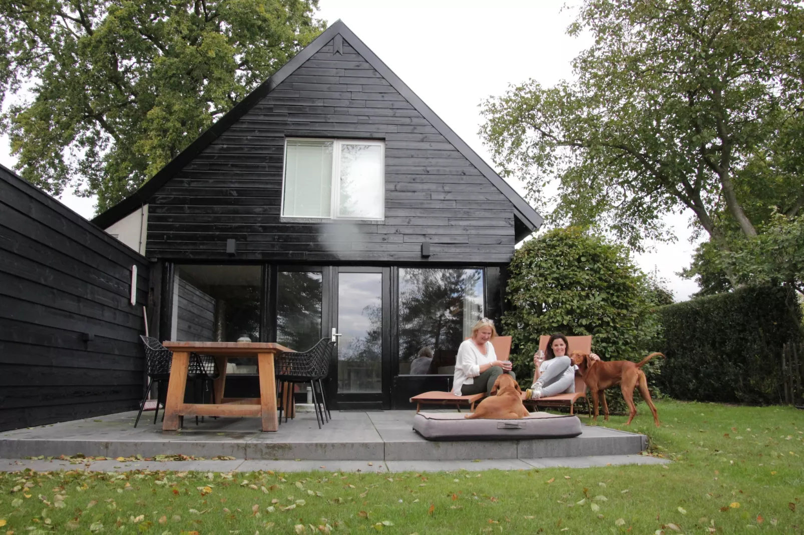 Dorpswoning Op Niveau 4-Gärten Sommer