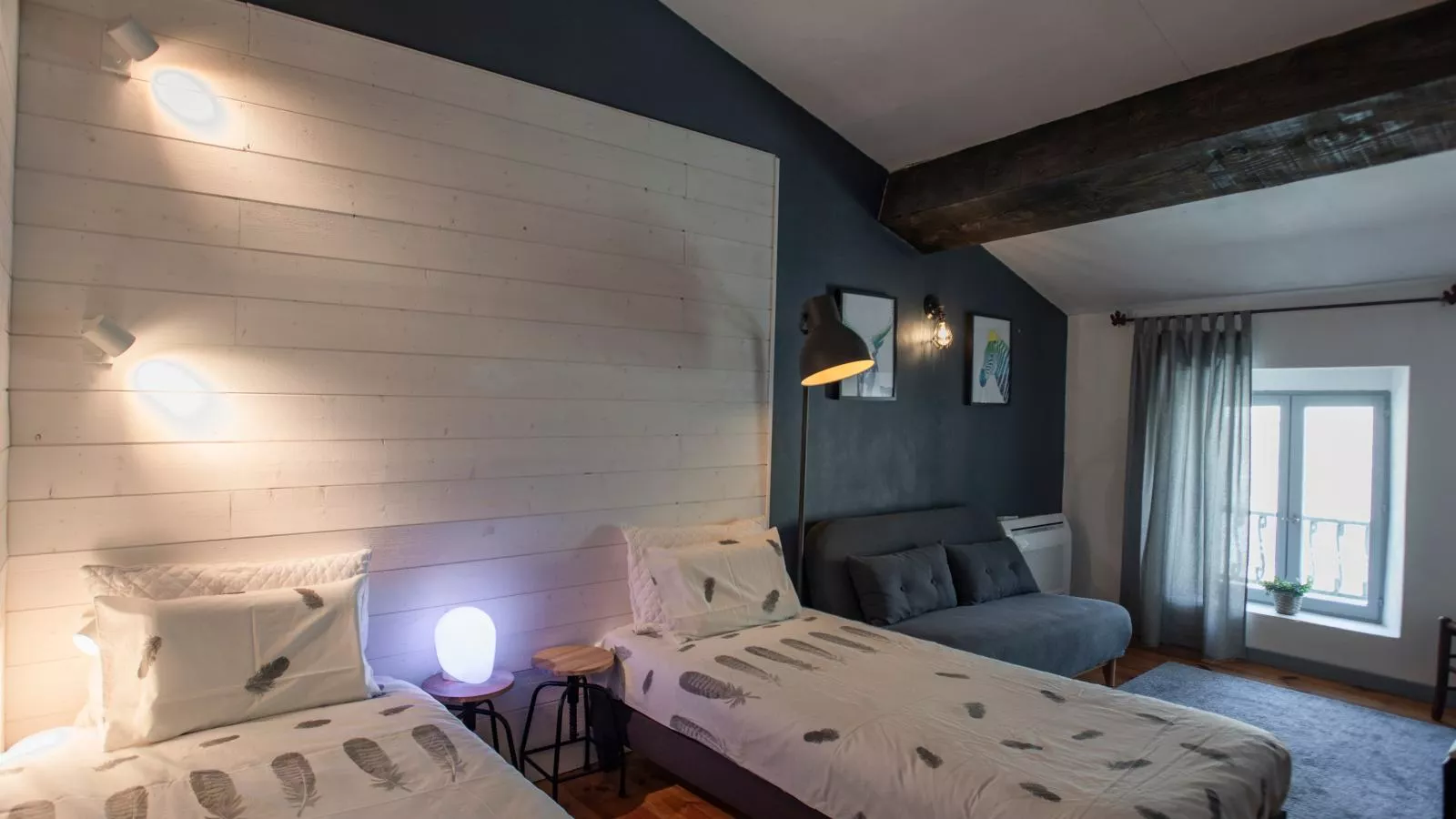 Lécurie-Bedroom