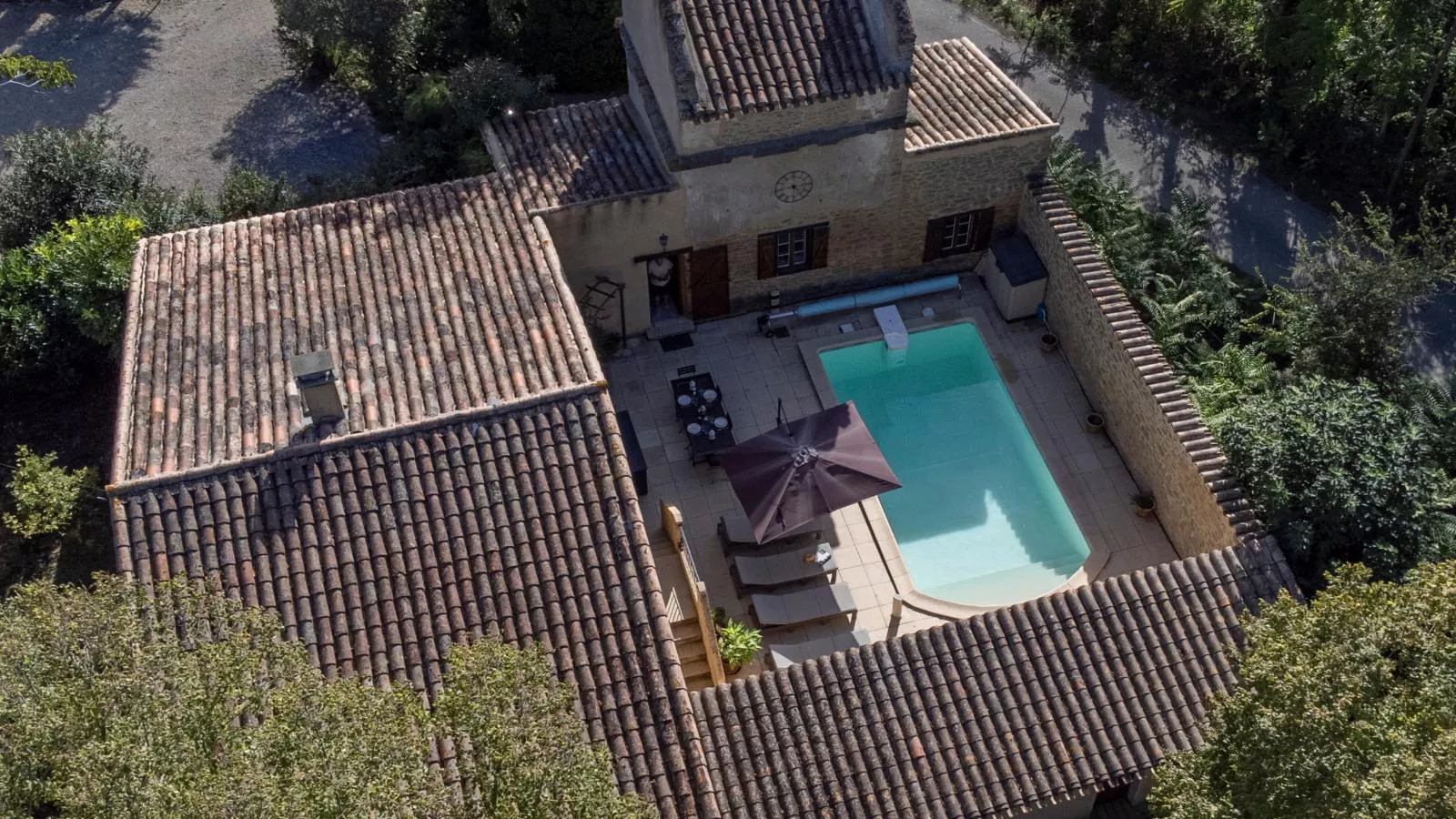 Le Pigeonnier de Villefloure-Exterior summer