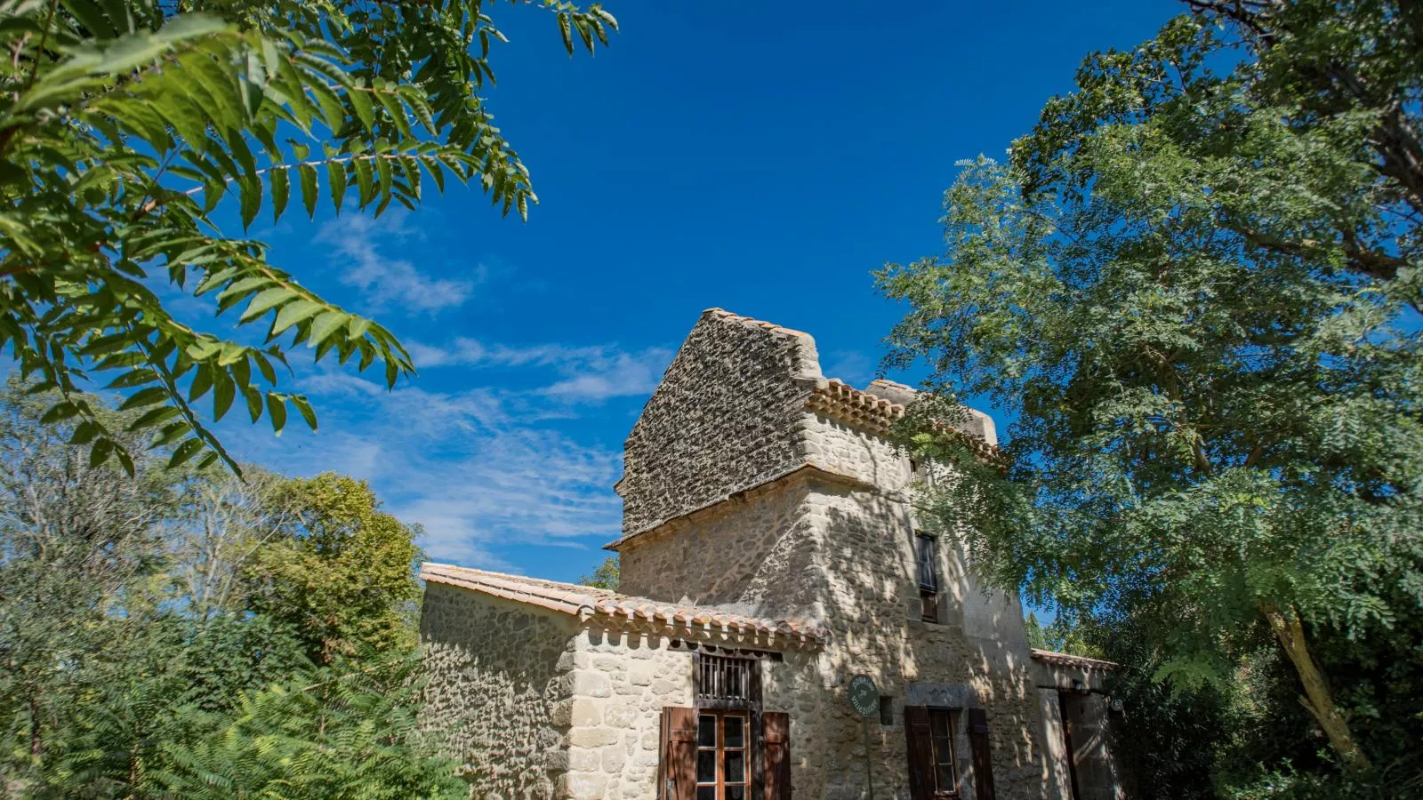 Le Pigeonnier de Villefloure-Exterior summer