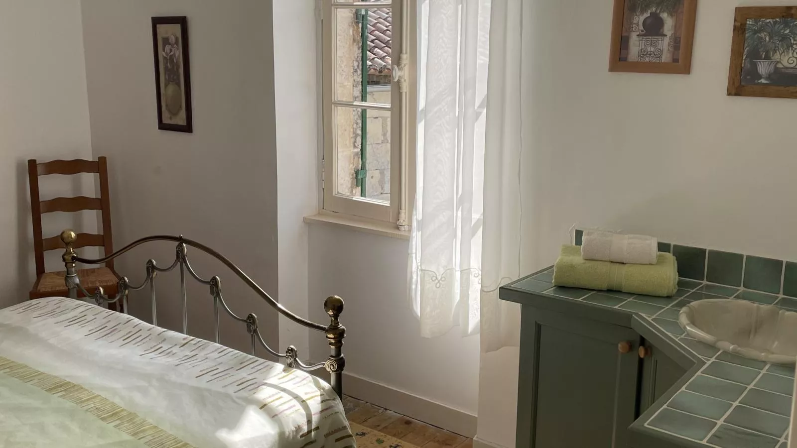 Gite Le Presbytère-Bedroom